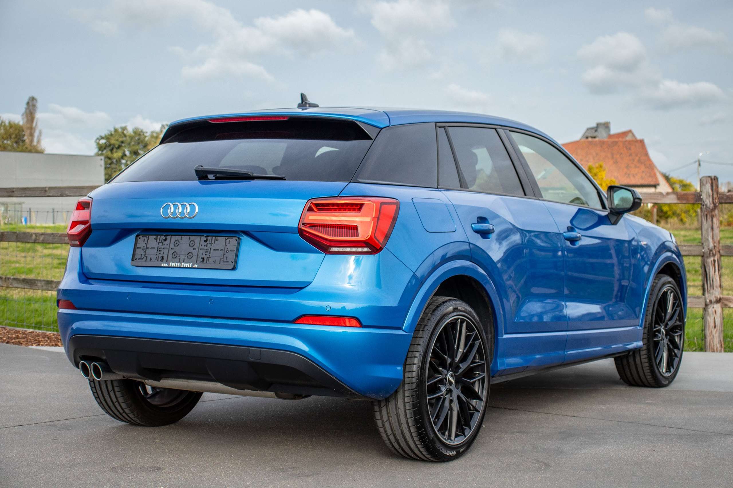 Audi - Q2