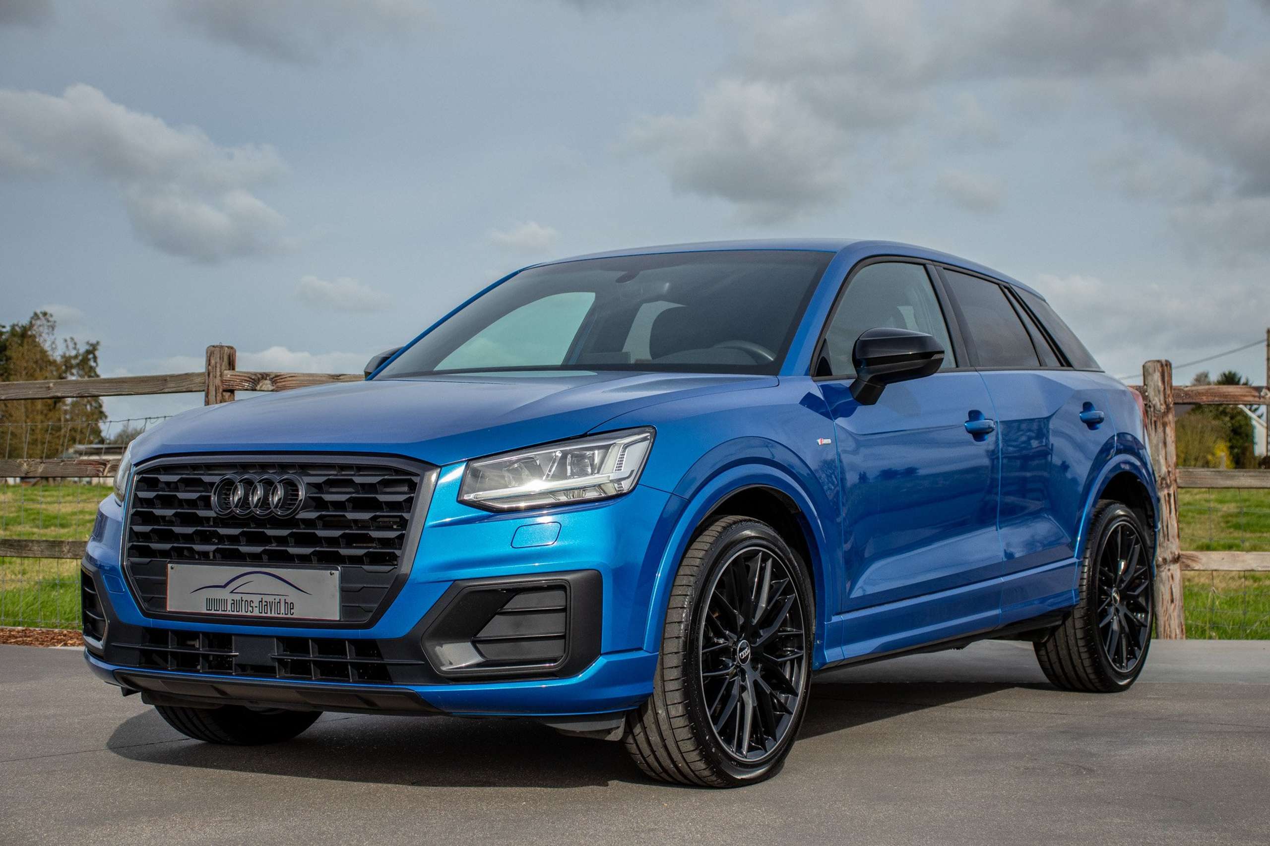 Audi - Q2