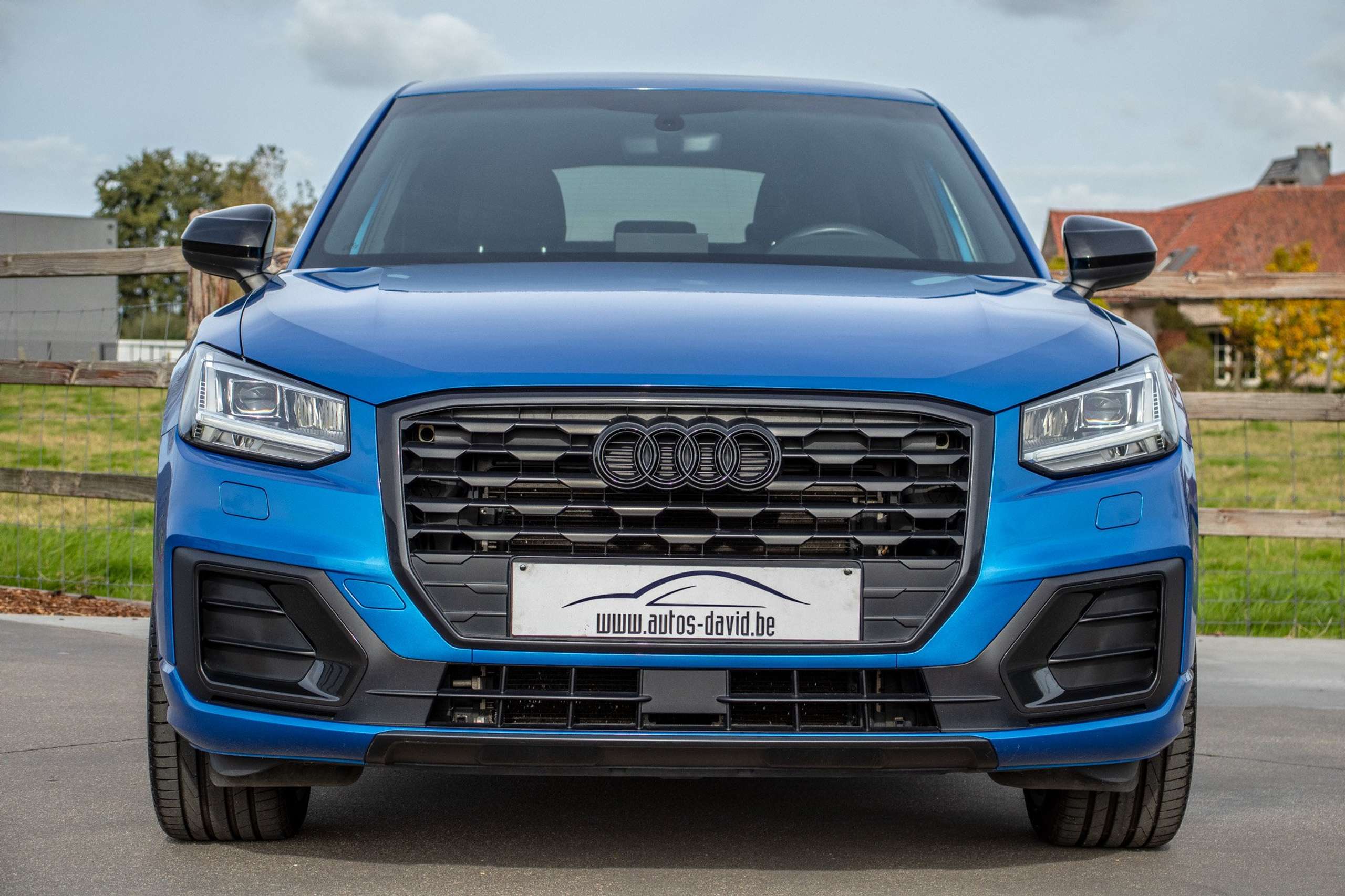 Audi - Q2