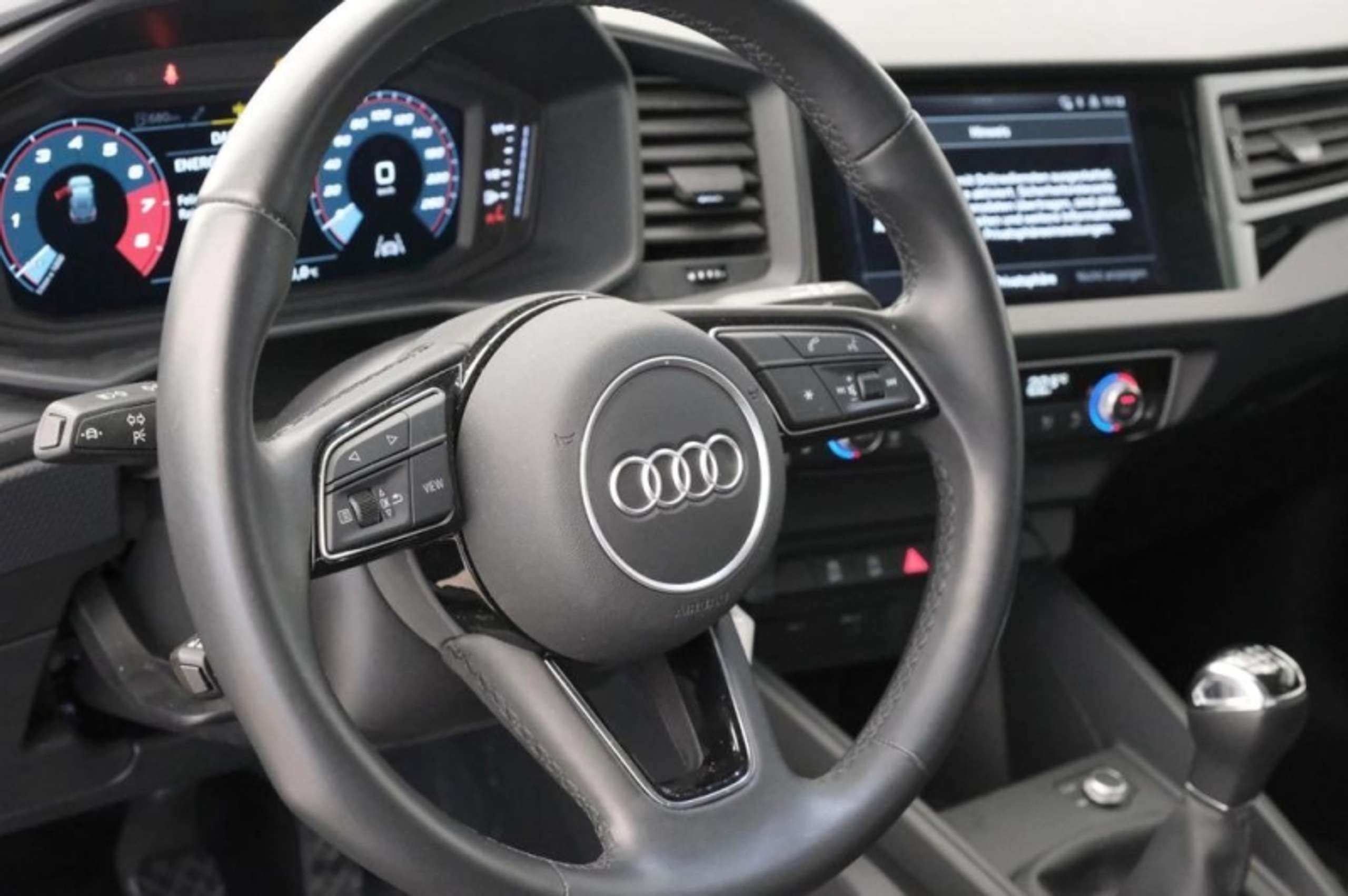 Audi - A1