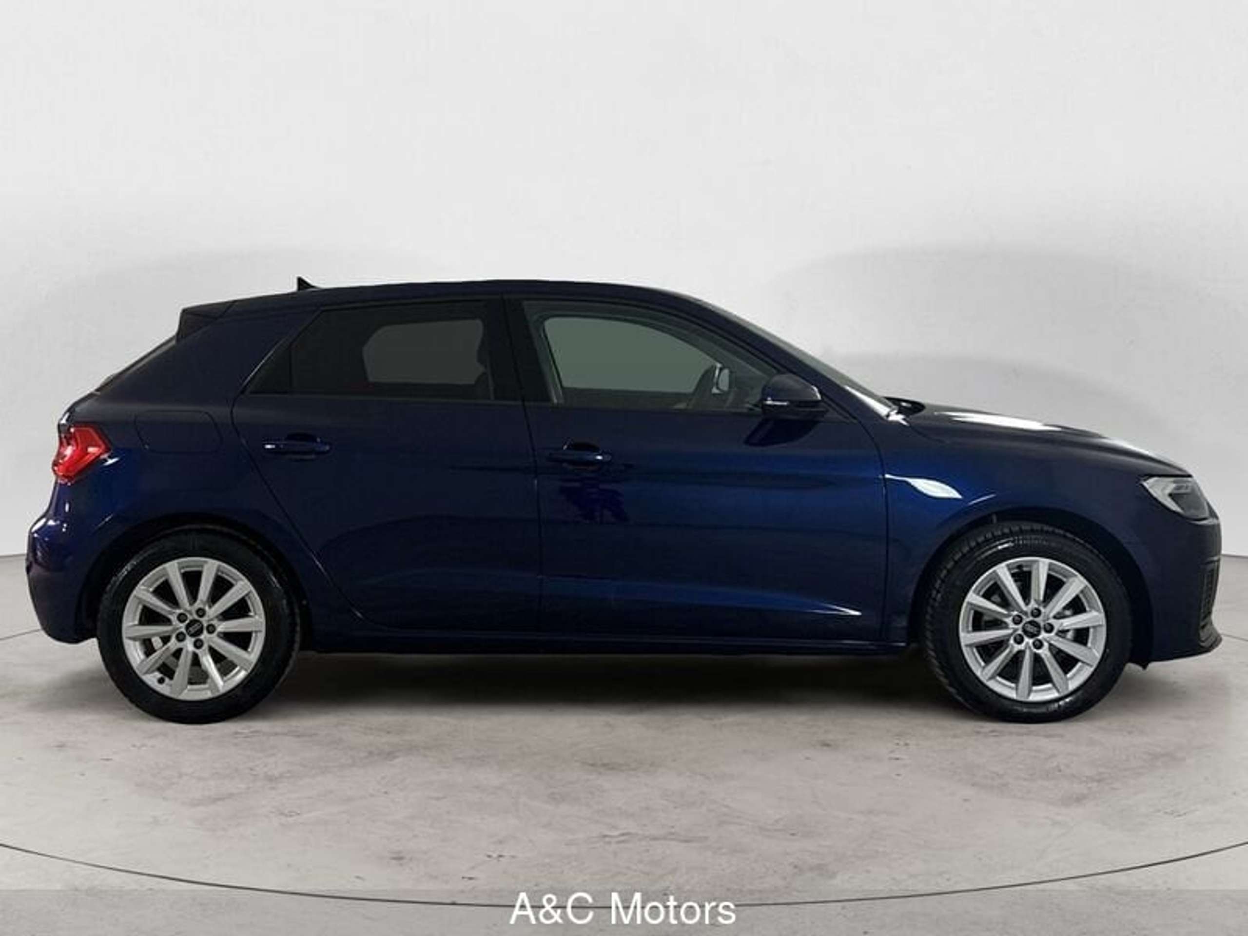 Audi - A1