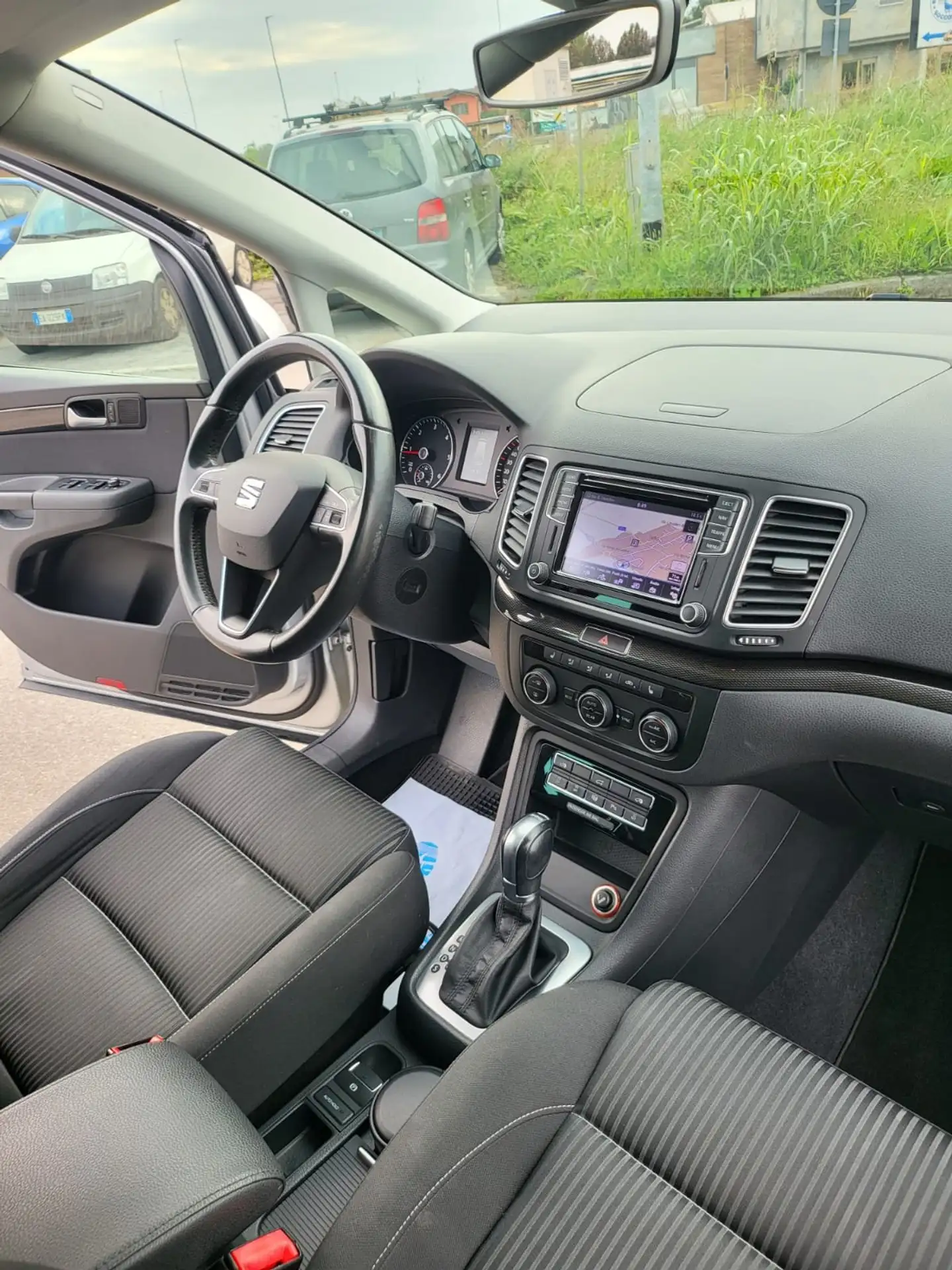 SEAT - Alhambra