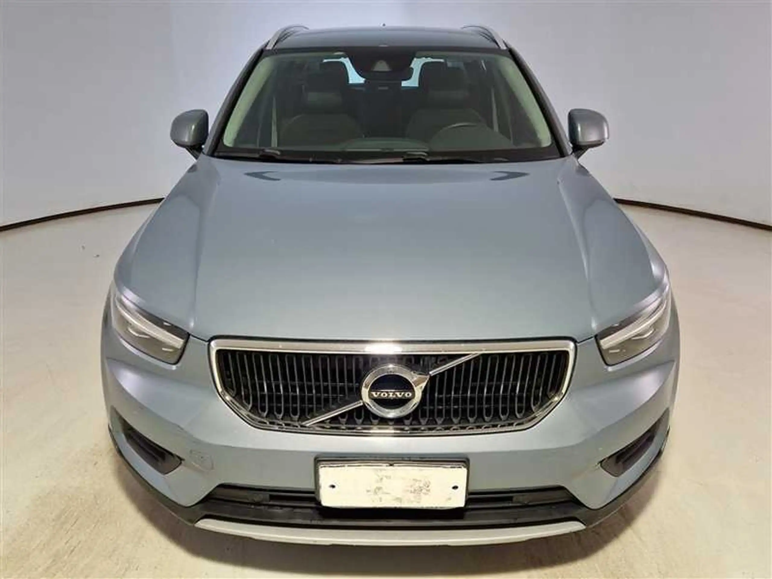 Volvo - XC40