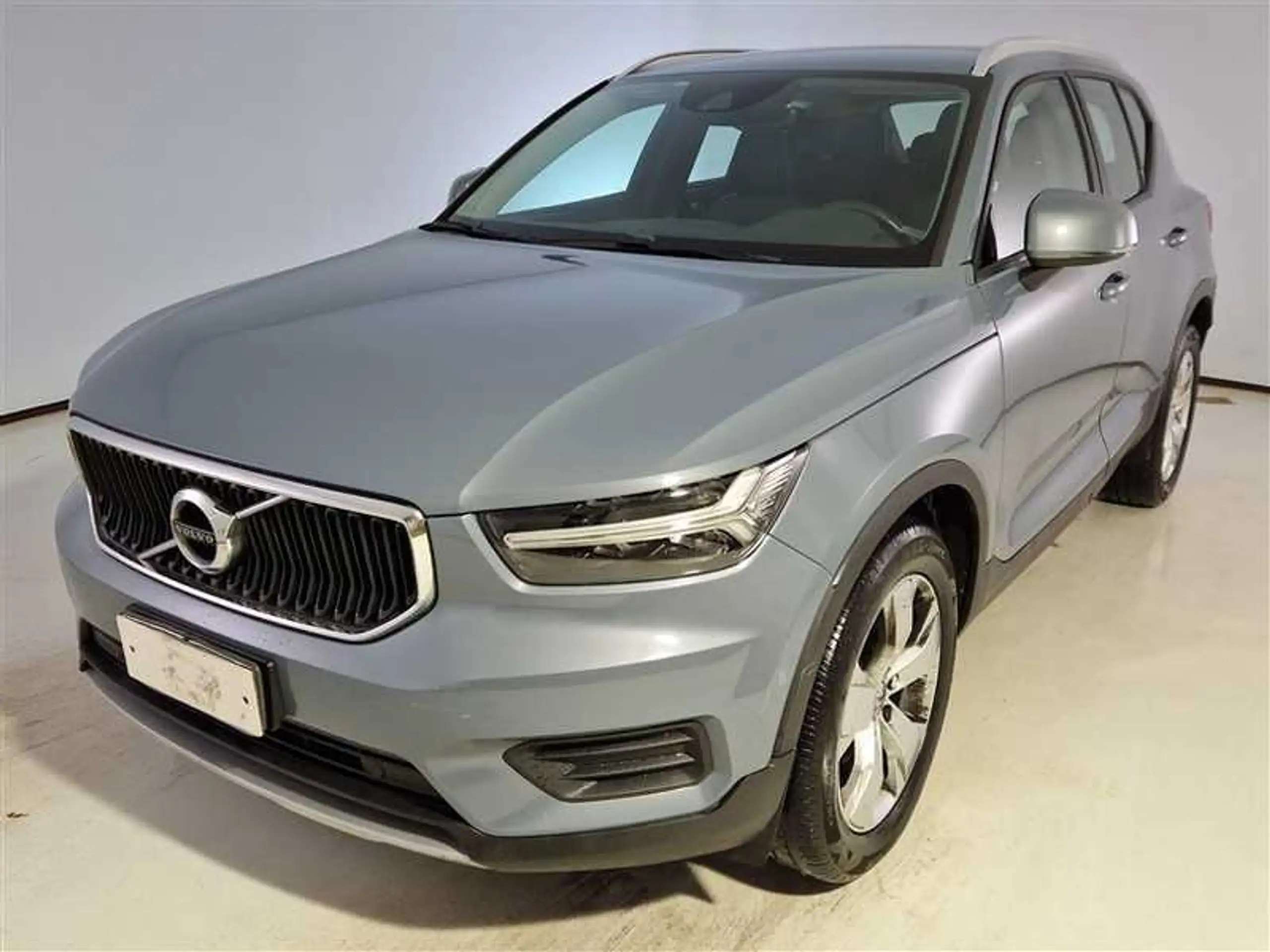 Volvo - XC40