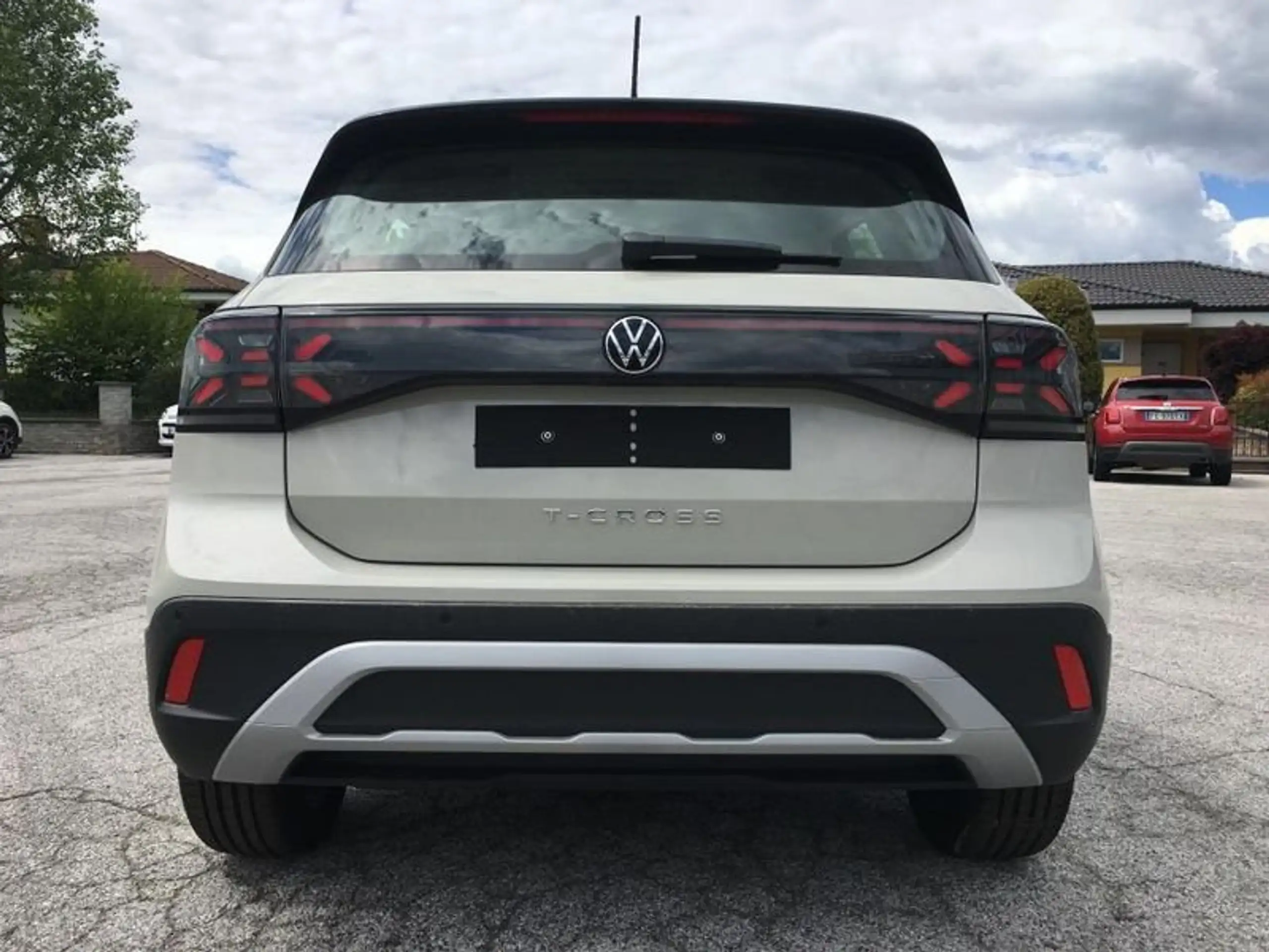 Volkswagen - T-Cross