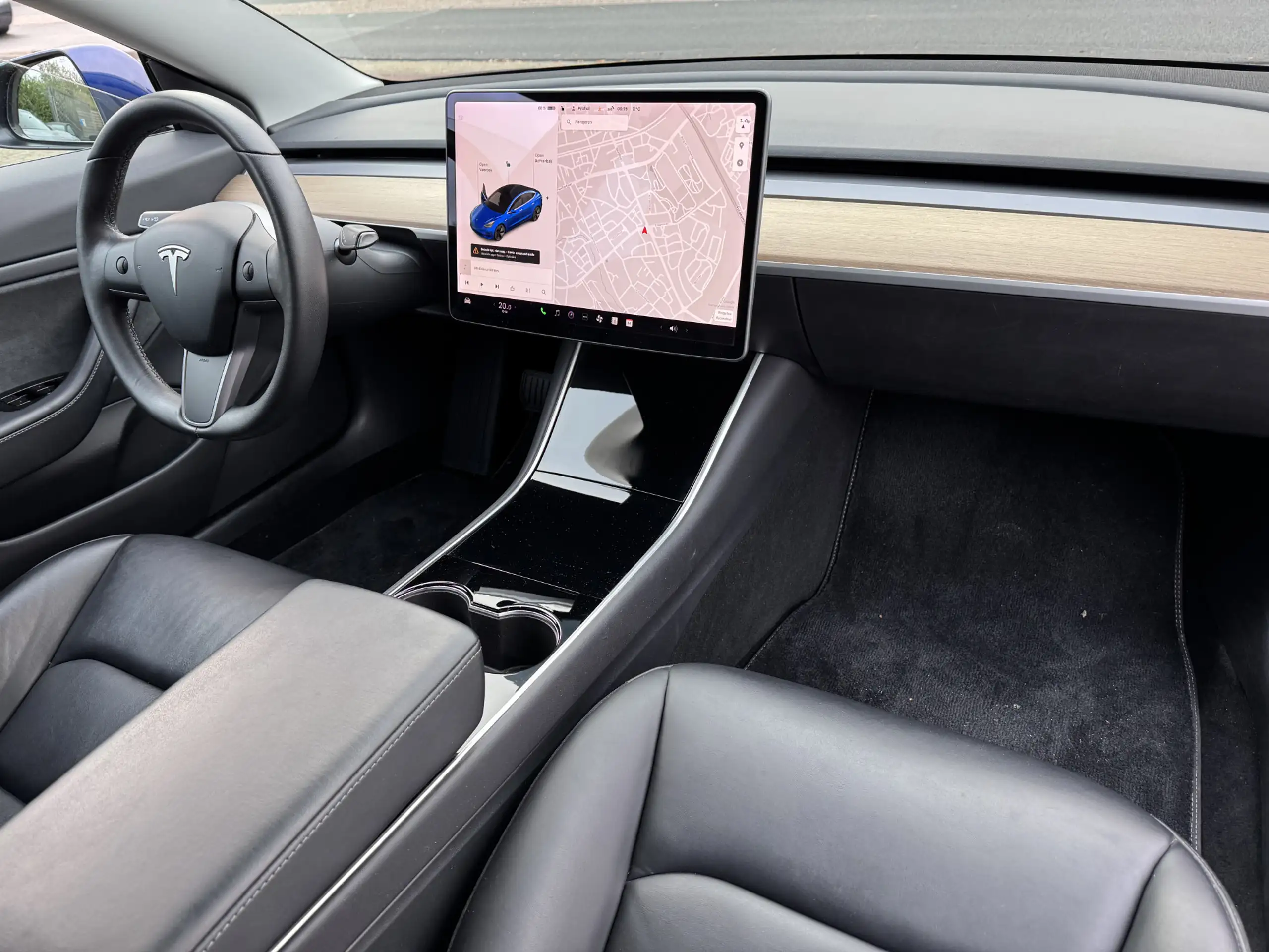 Tesla - Model 3