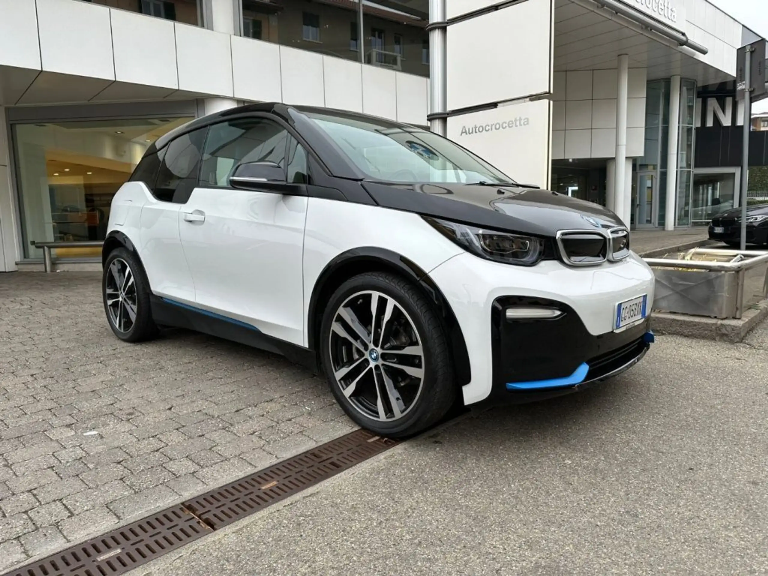 BMW - i3