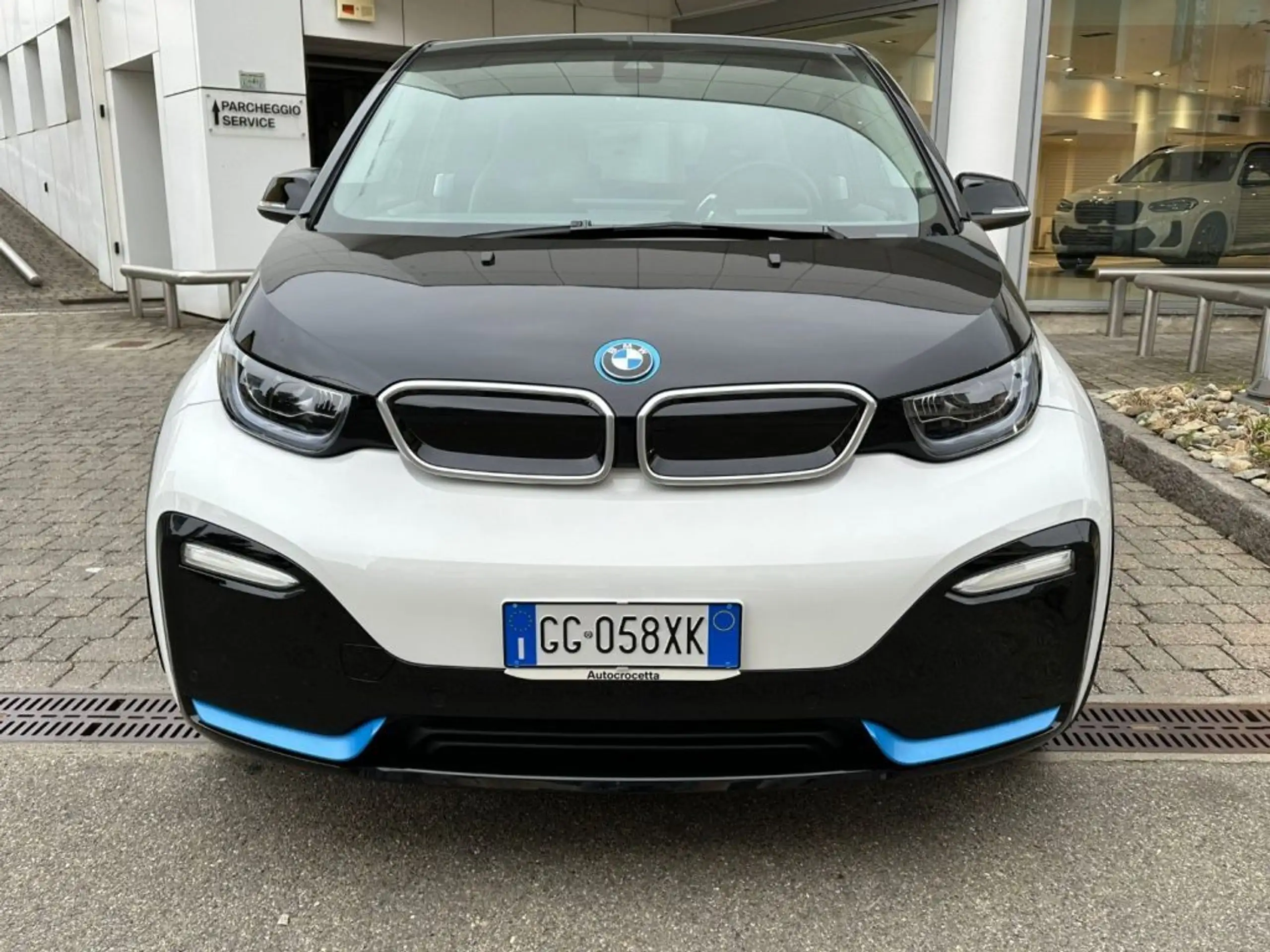 BMW - i3