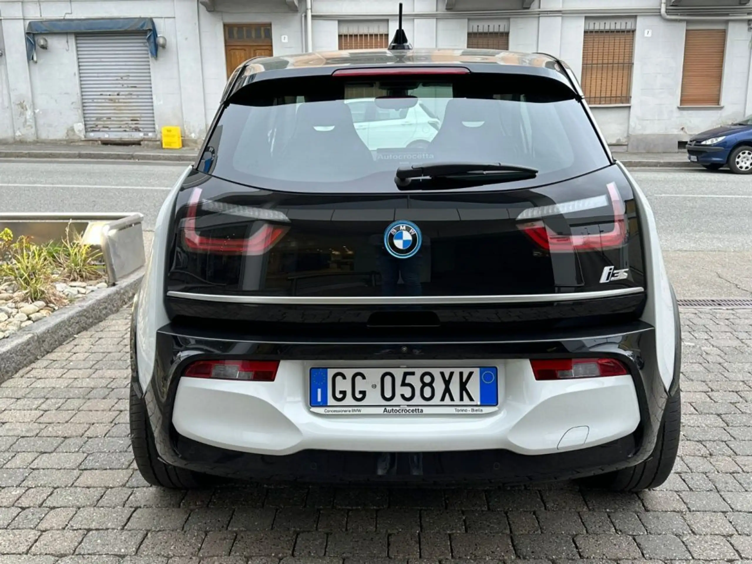 BMW - i3