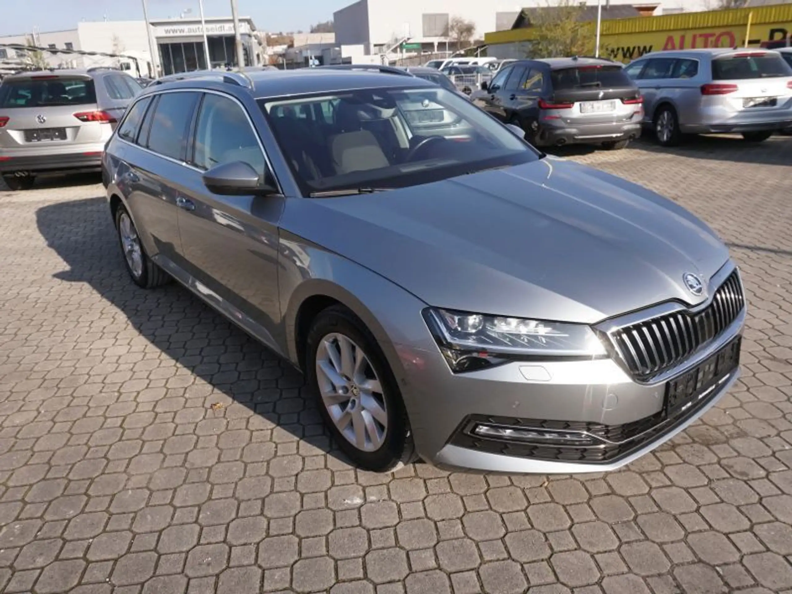 Skoda - Superb