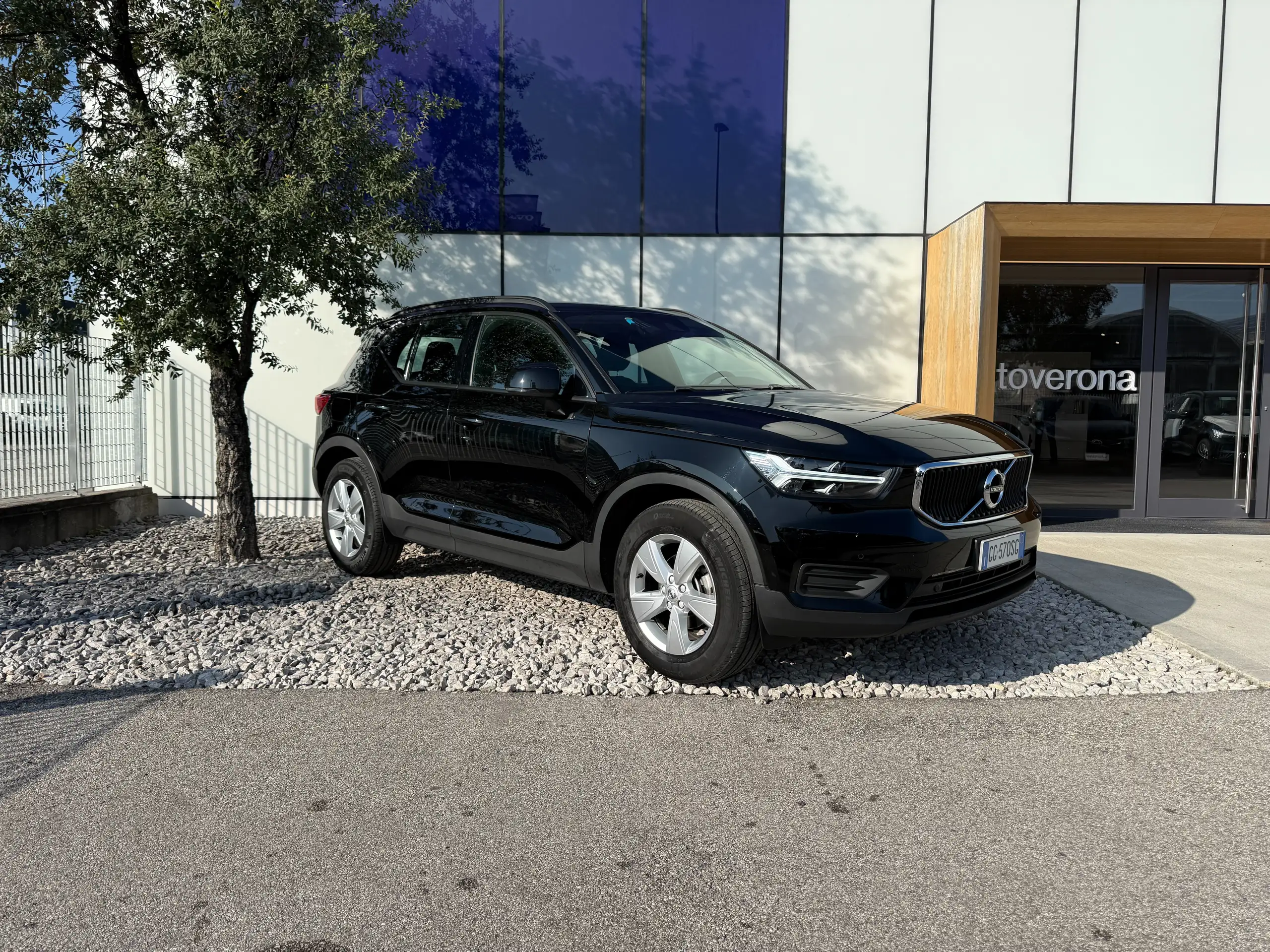 Volvo - XC40