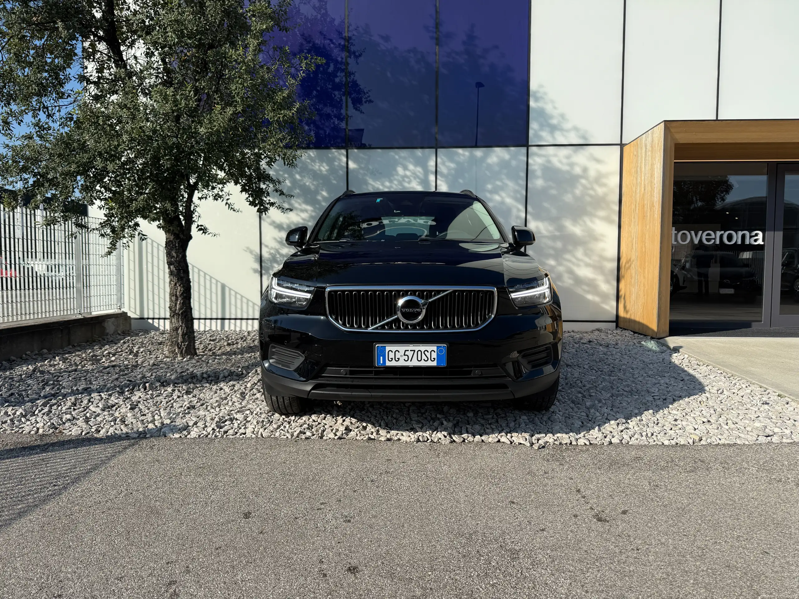 Volvo - XC40