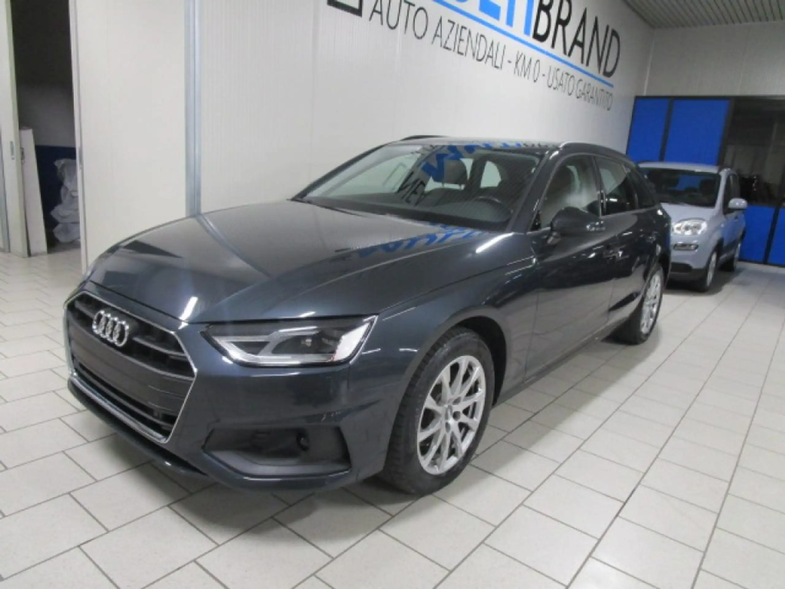 Audi - A4