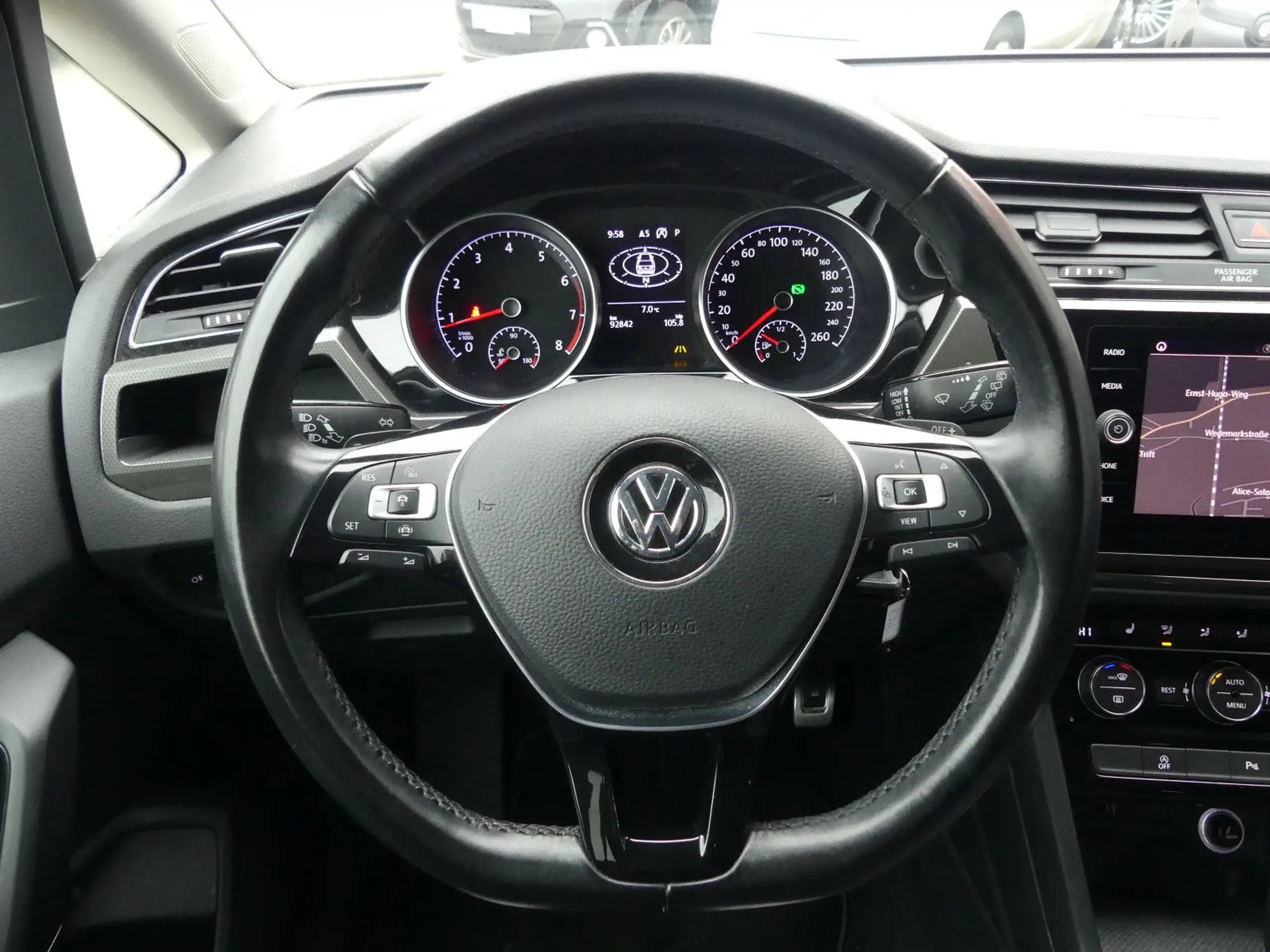 Volkswagen - Touran