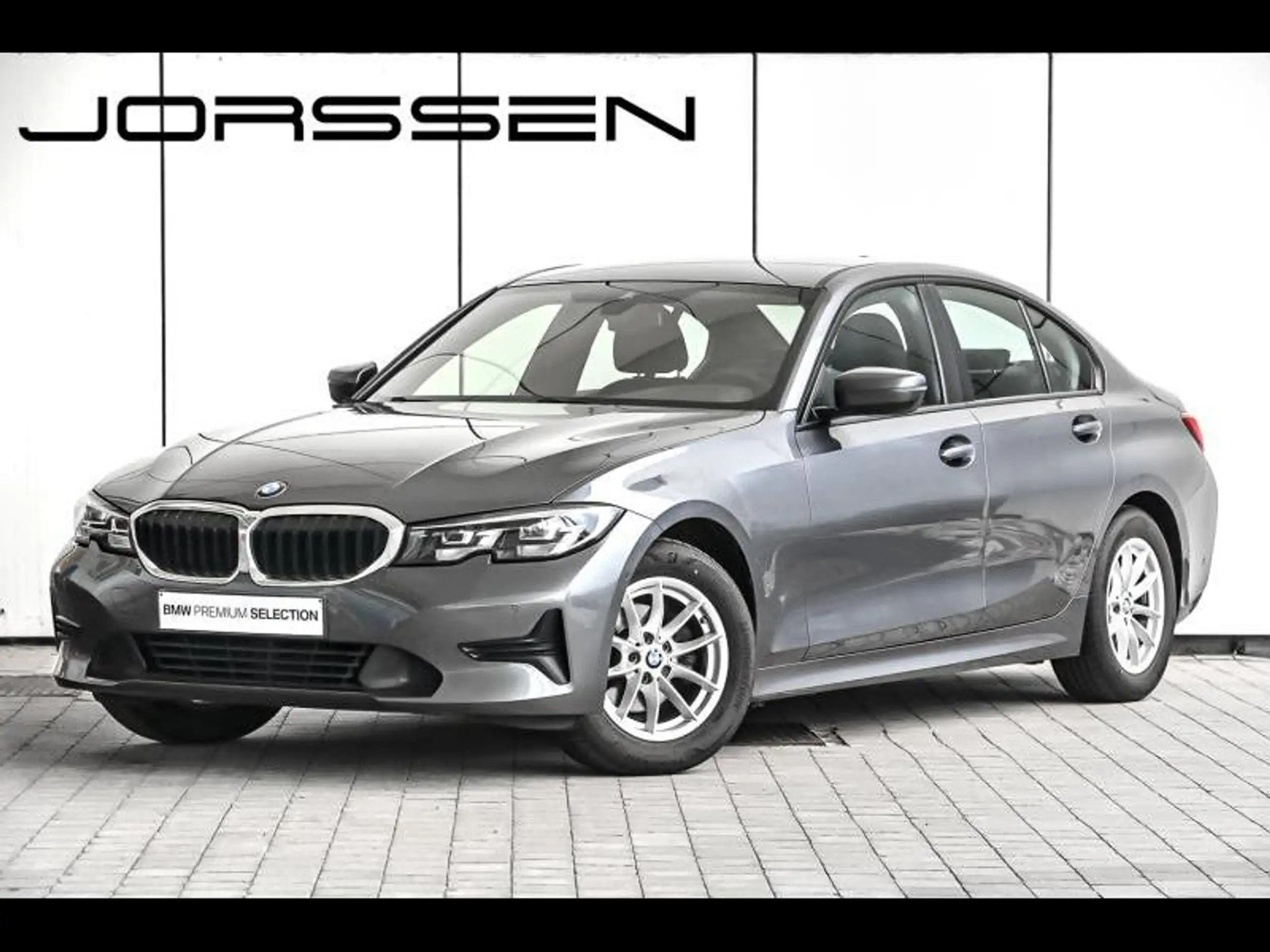 BMW 318 2019