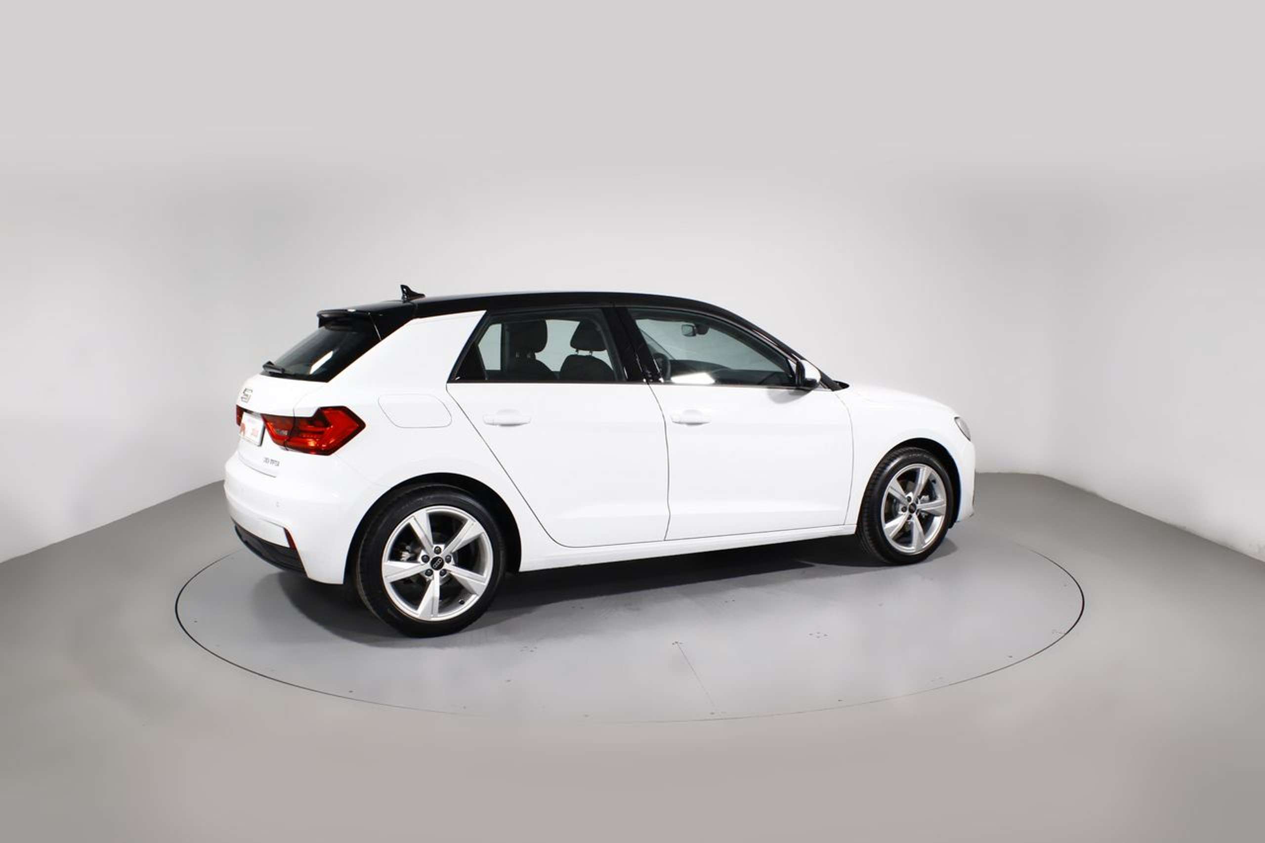 Audi - A1