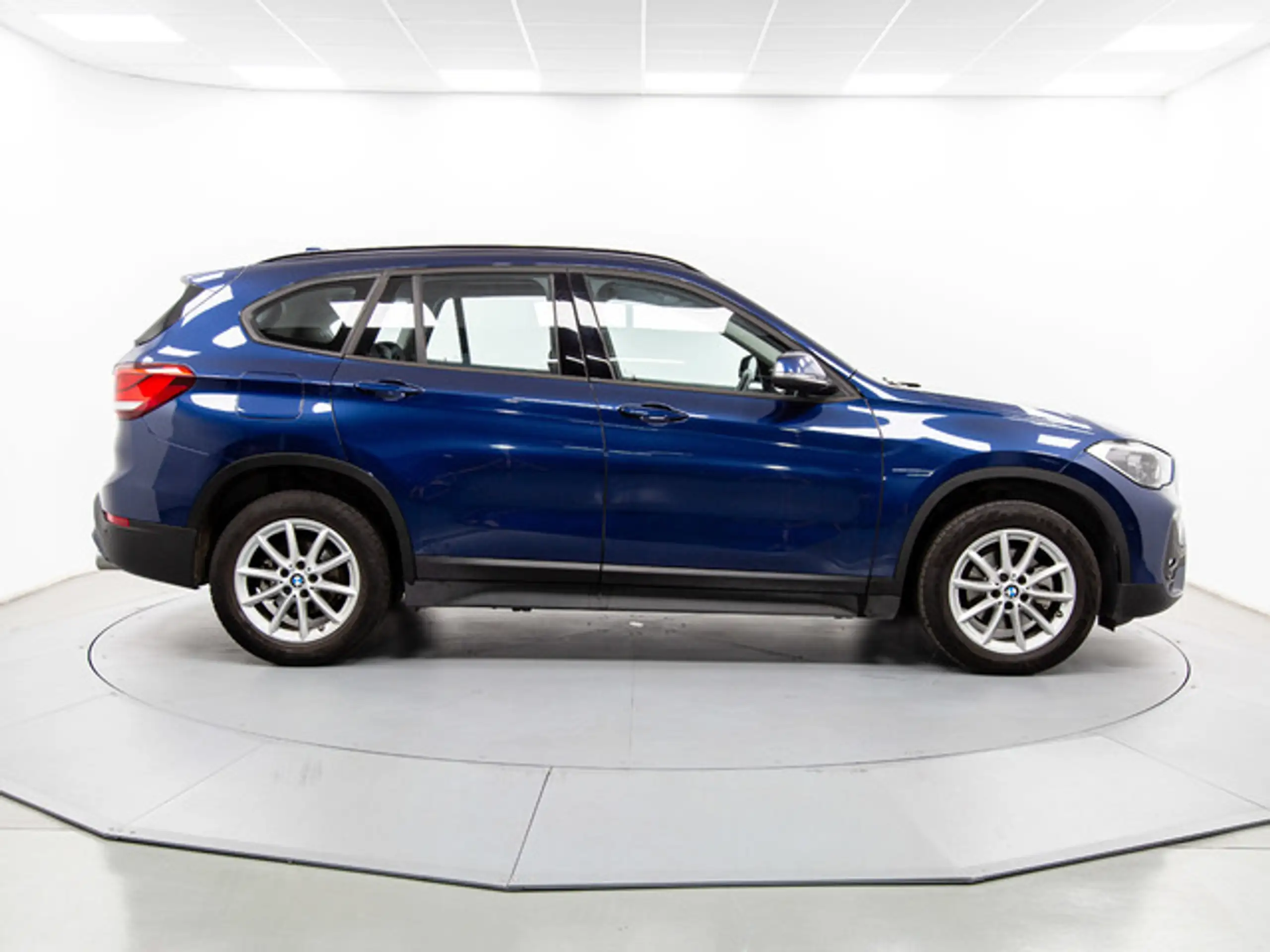 BMW - X1