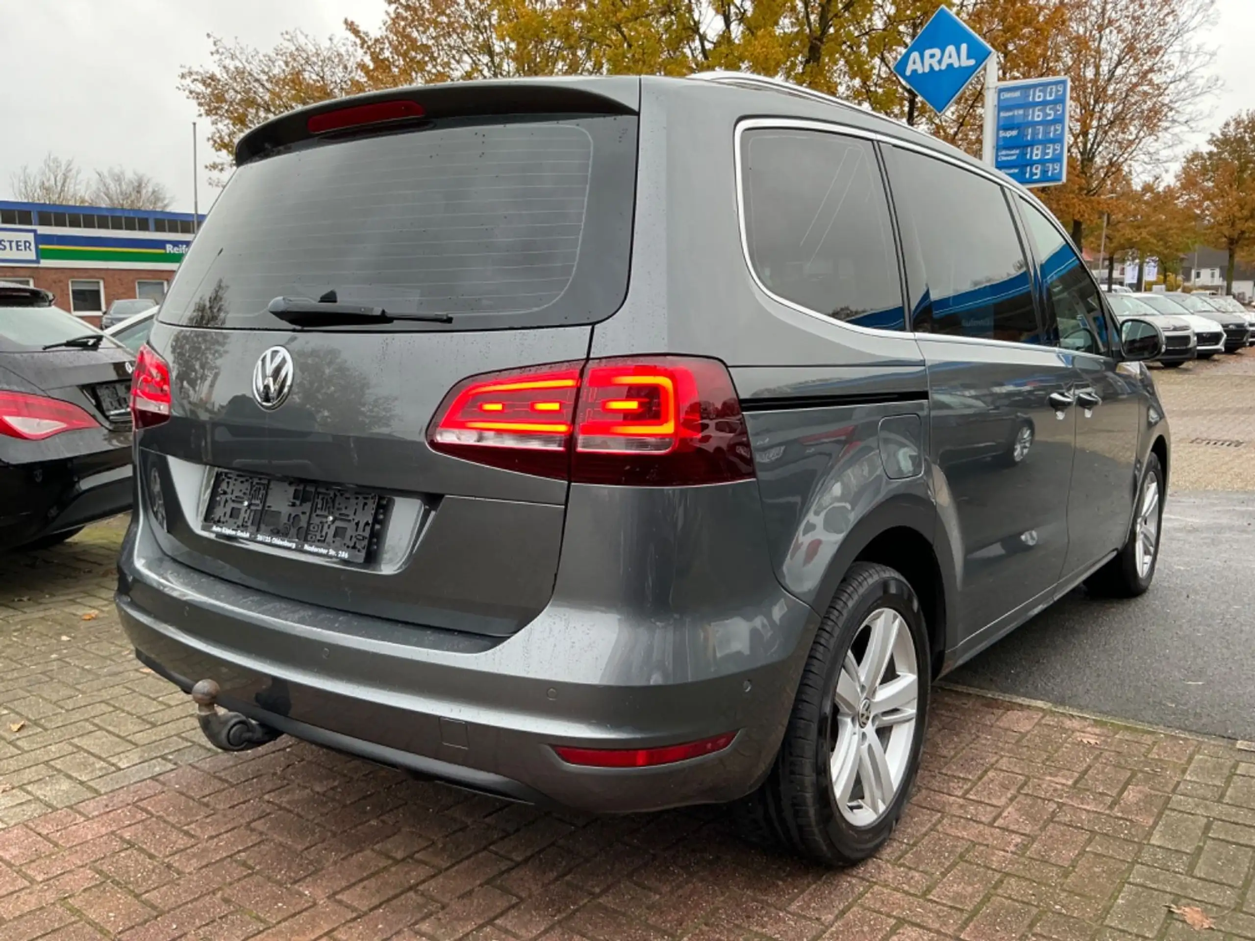 Volkswagen - Sharan