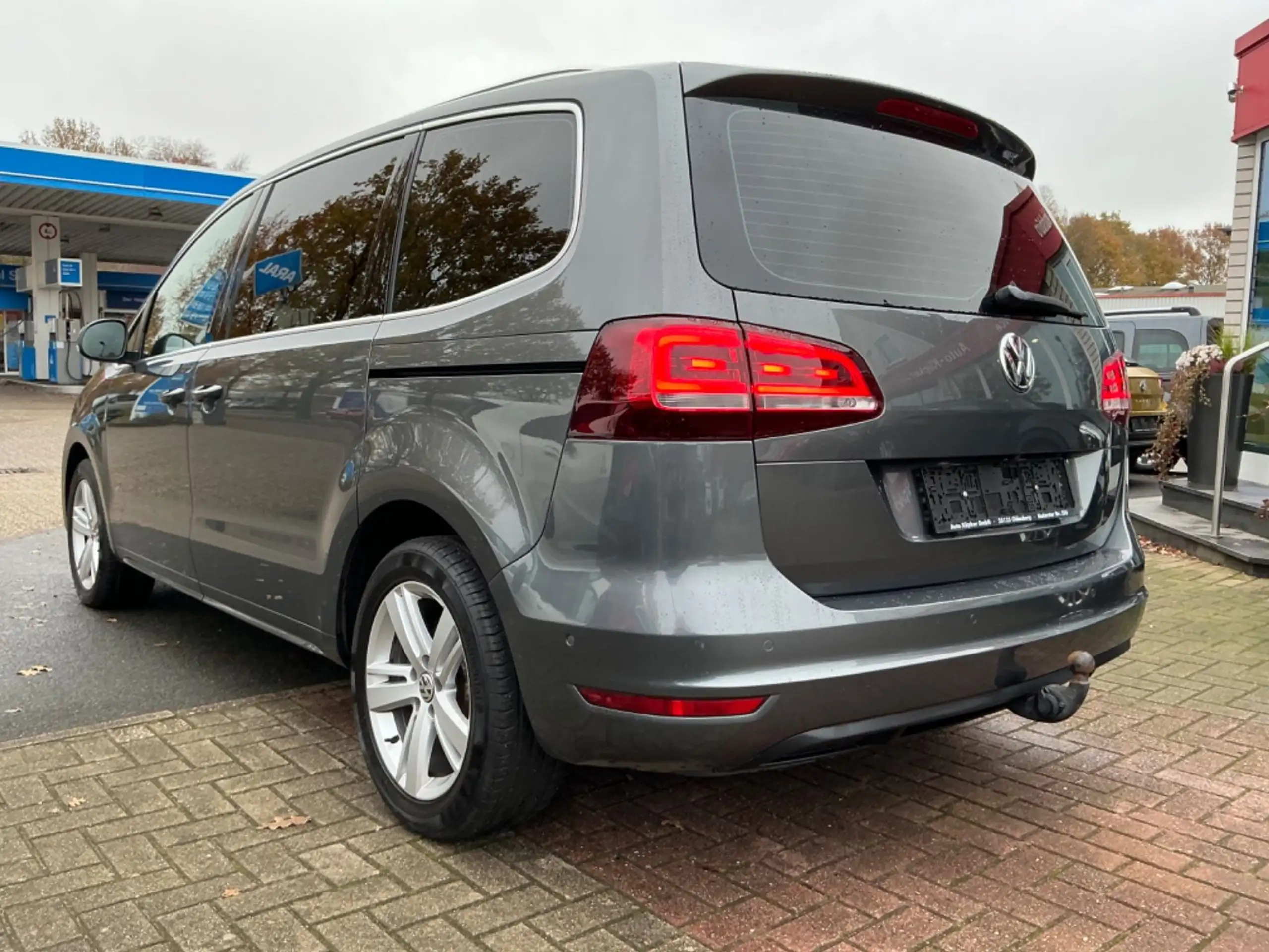 Volkswagen - Sharan