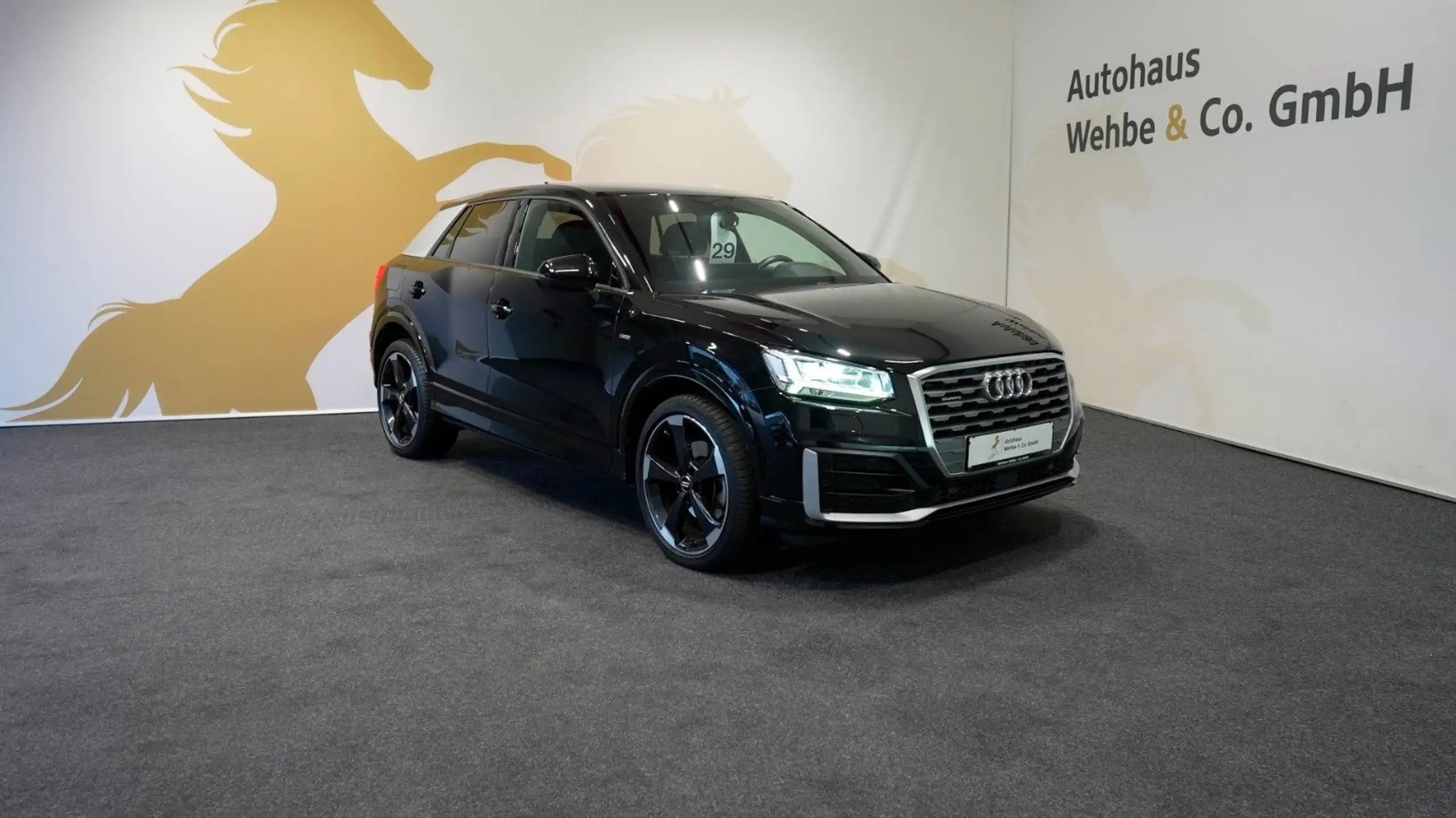 Audi - Q2