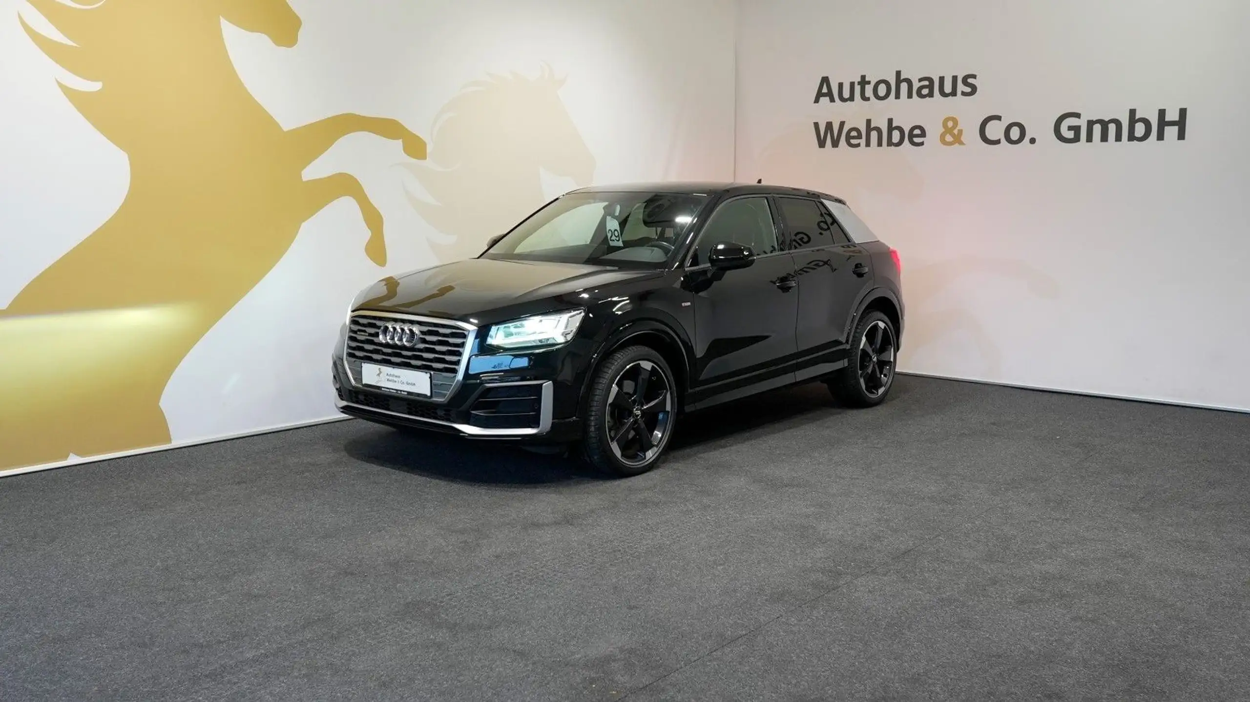 Audi - Q2