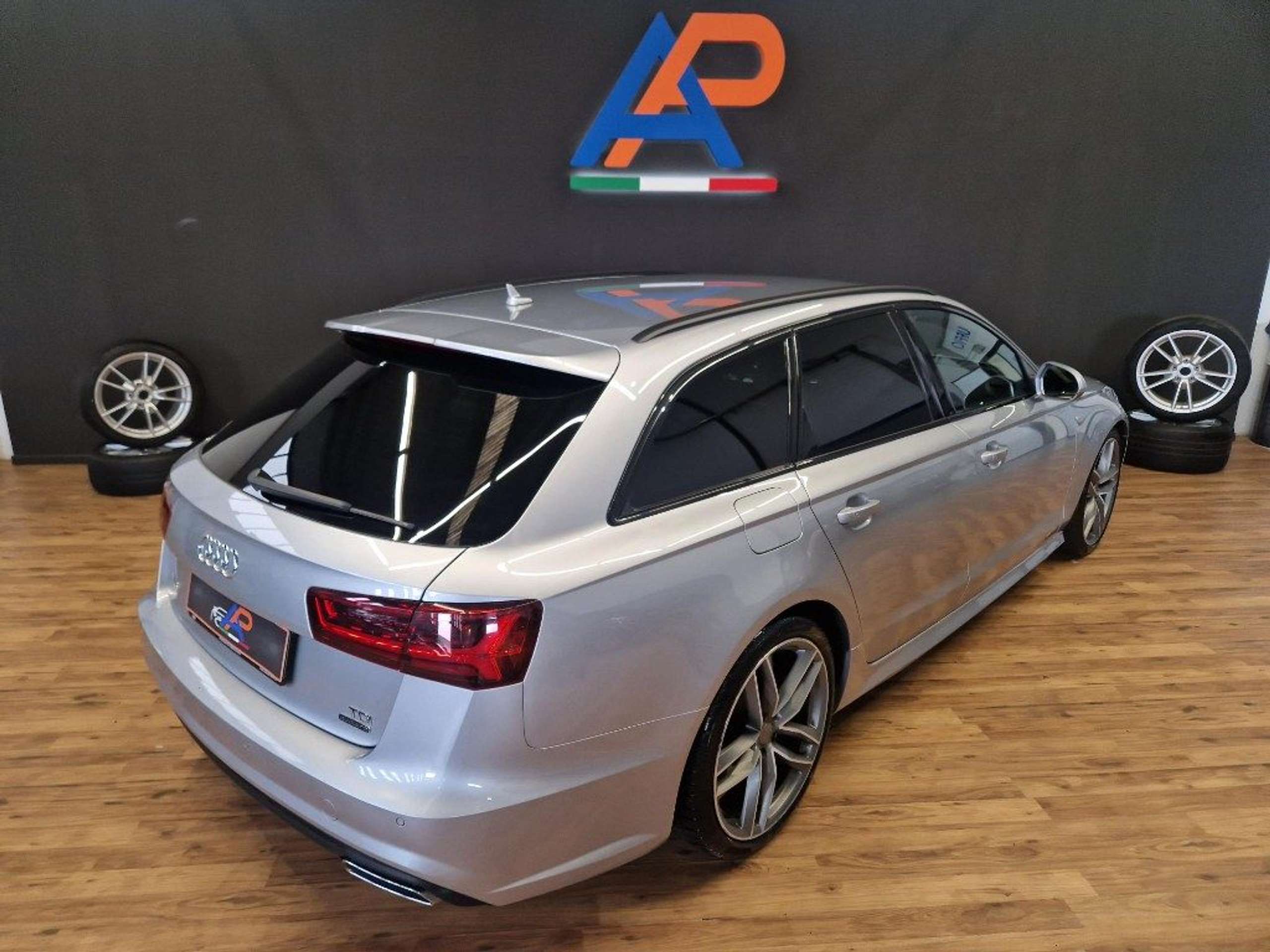 Audi - A6