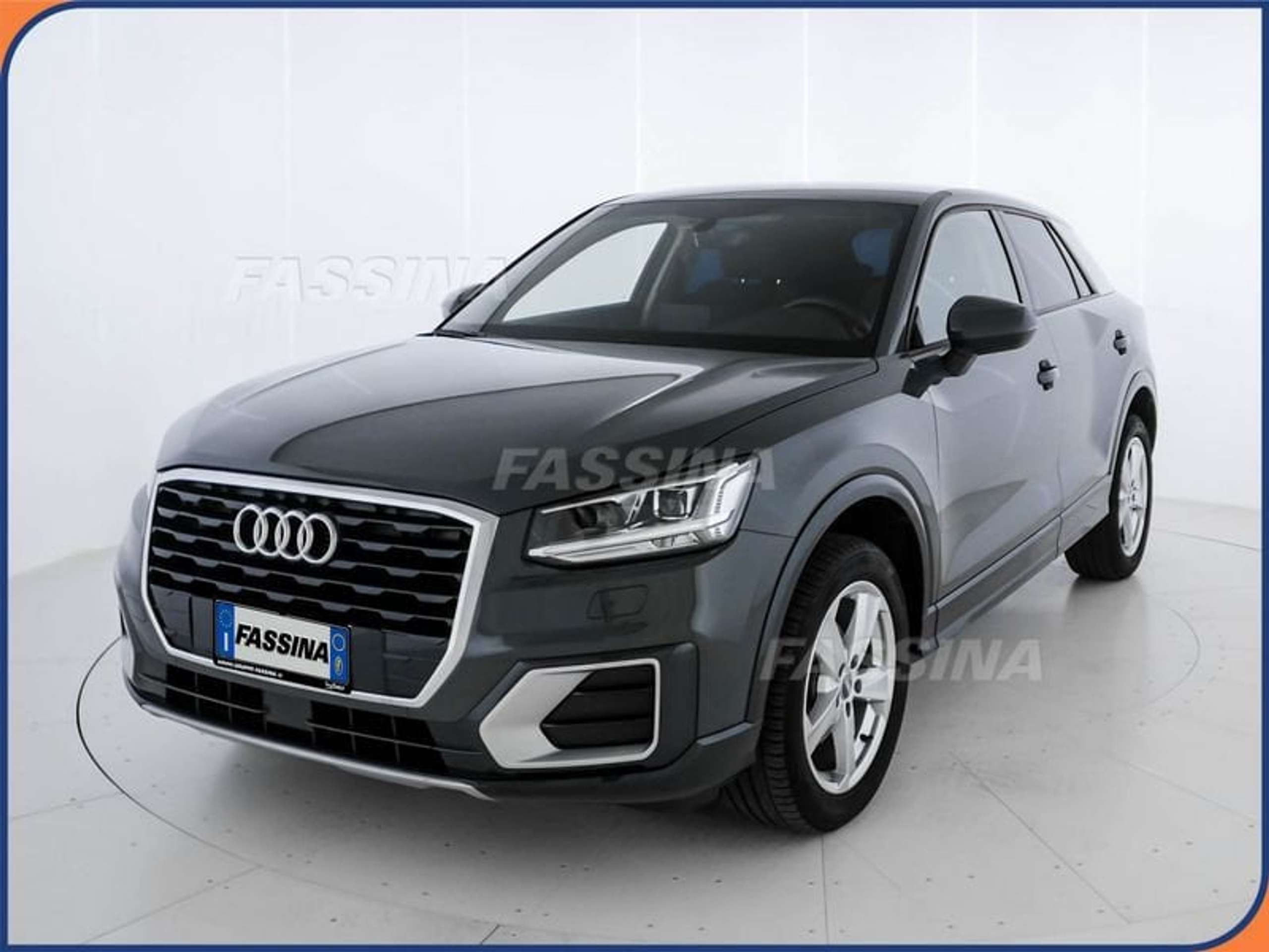 Audi - Q2