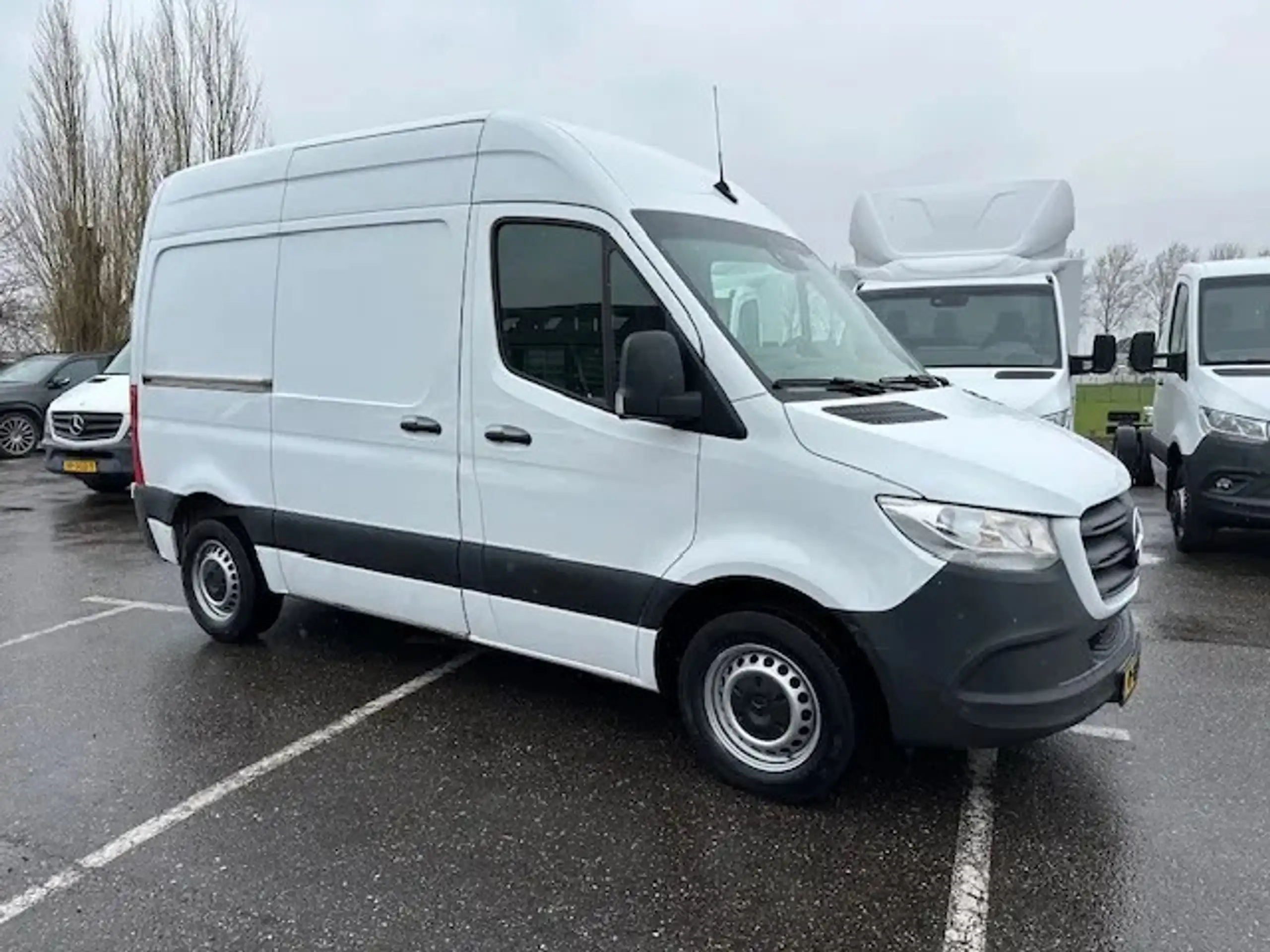 Mercedes-Benz - Sprinter