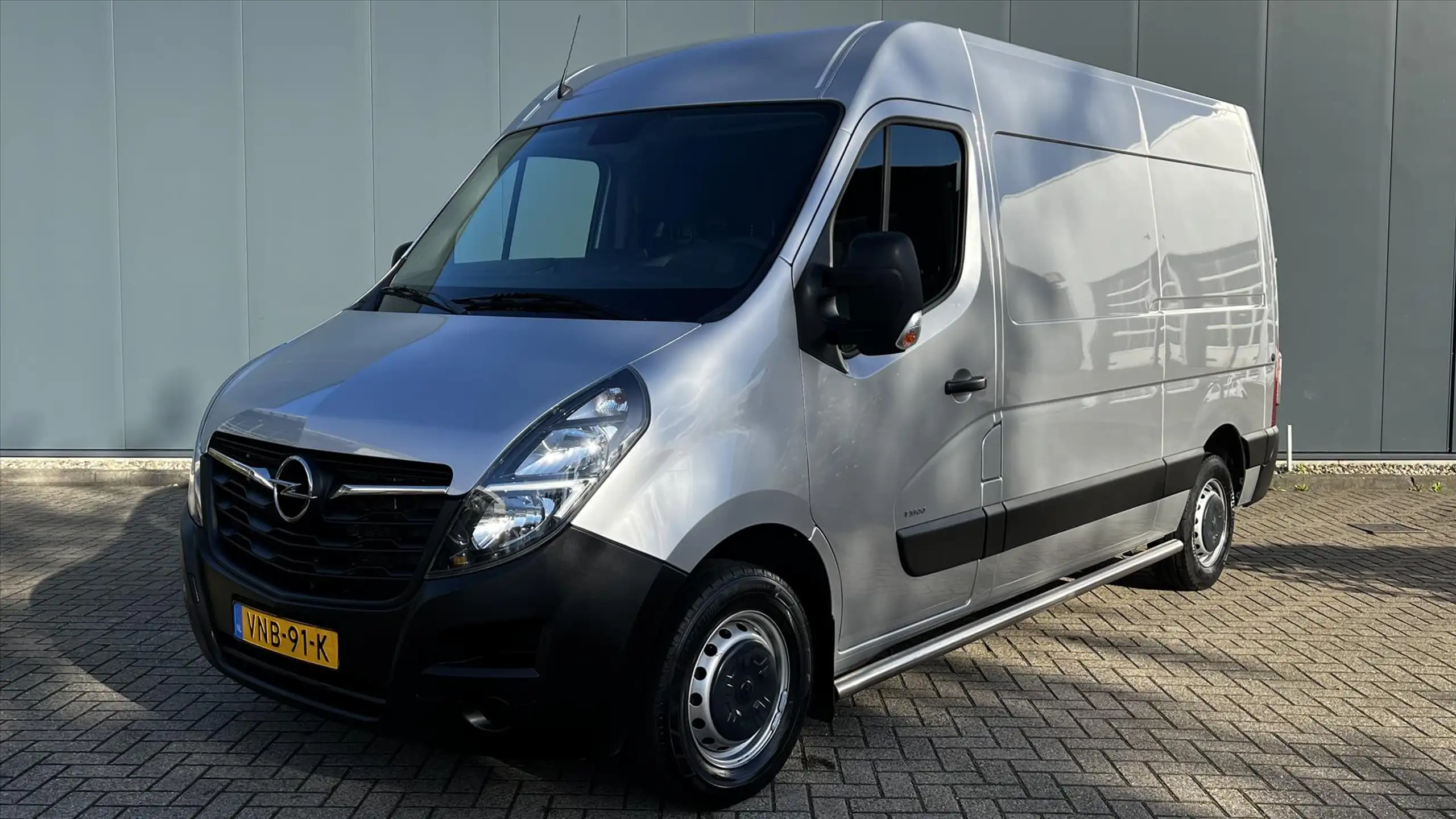 Opel - Movano