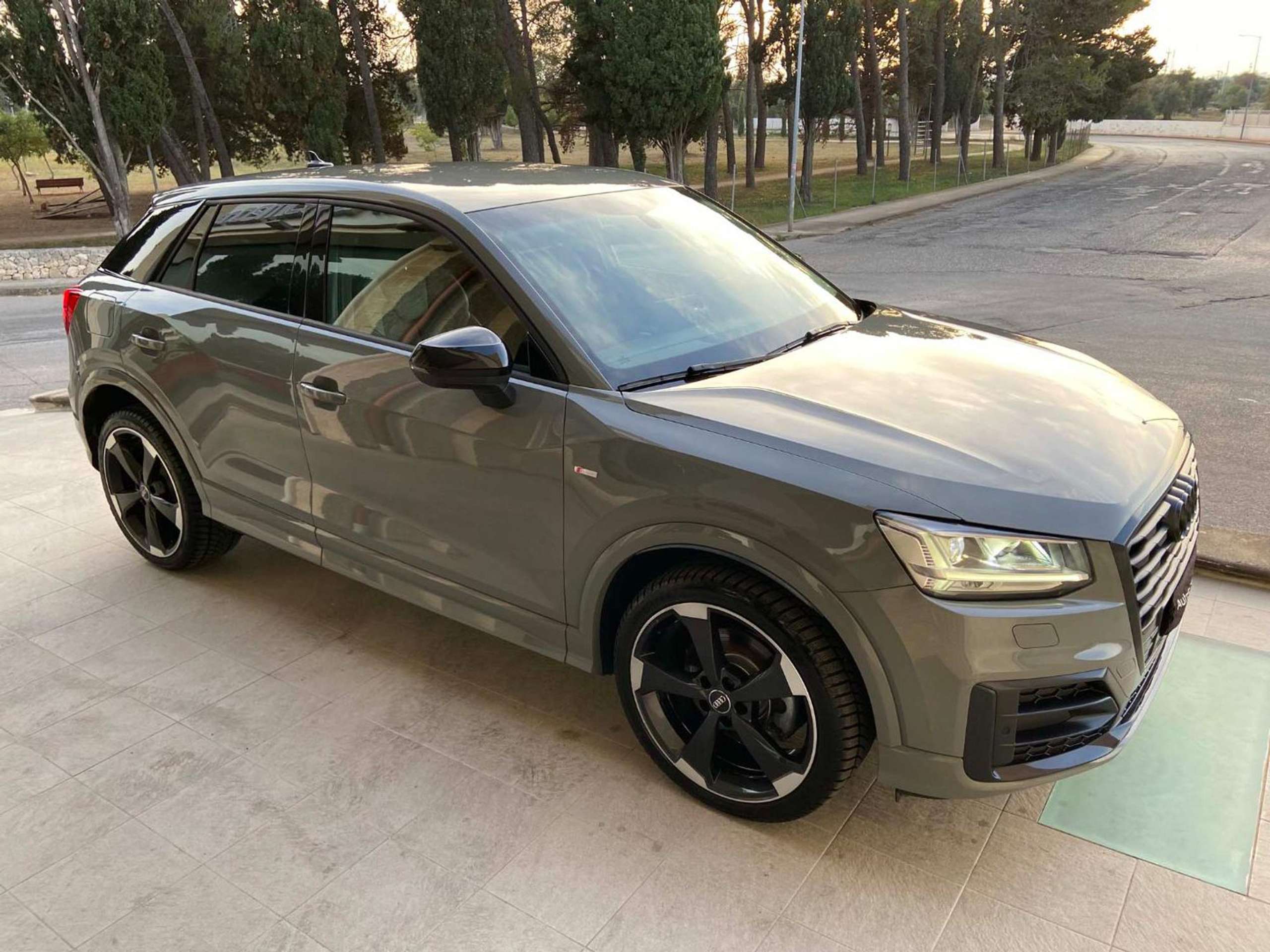 Audi - Q2