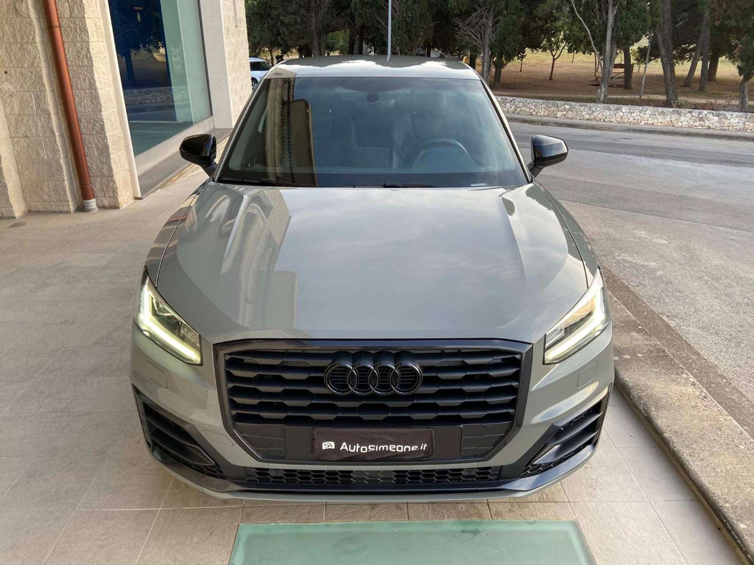 Audi - Q2