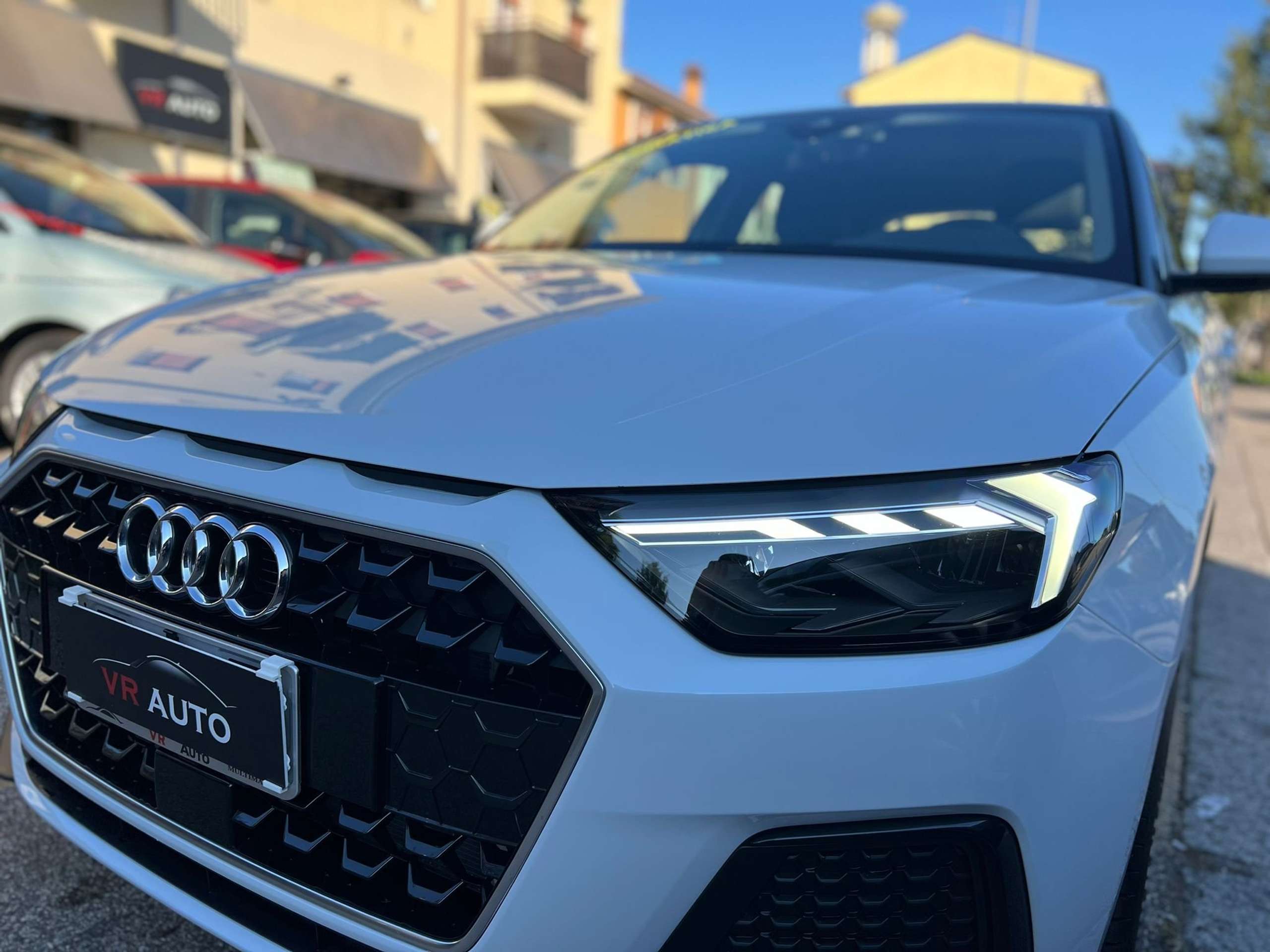 Audi - A1