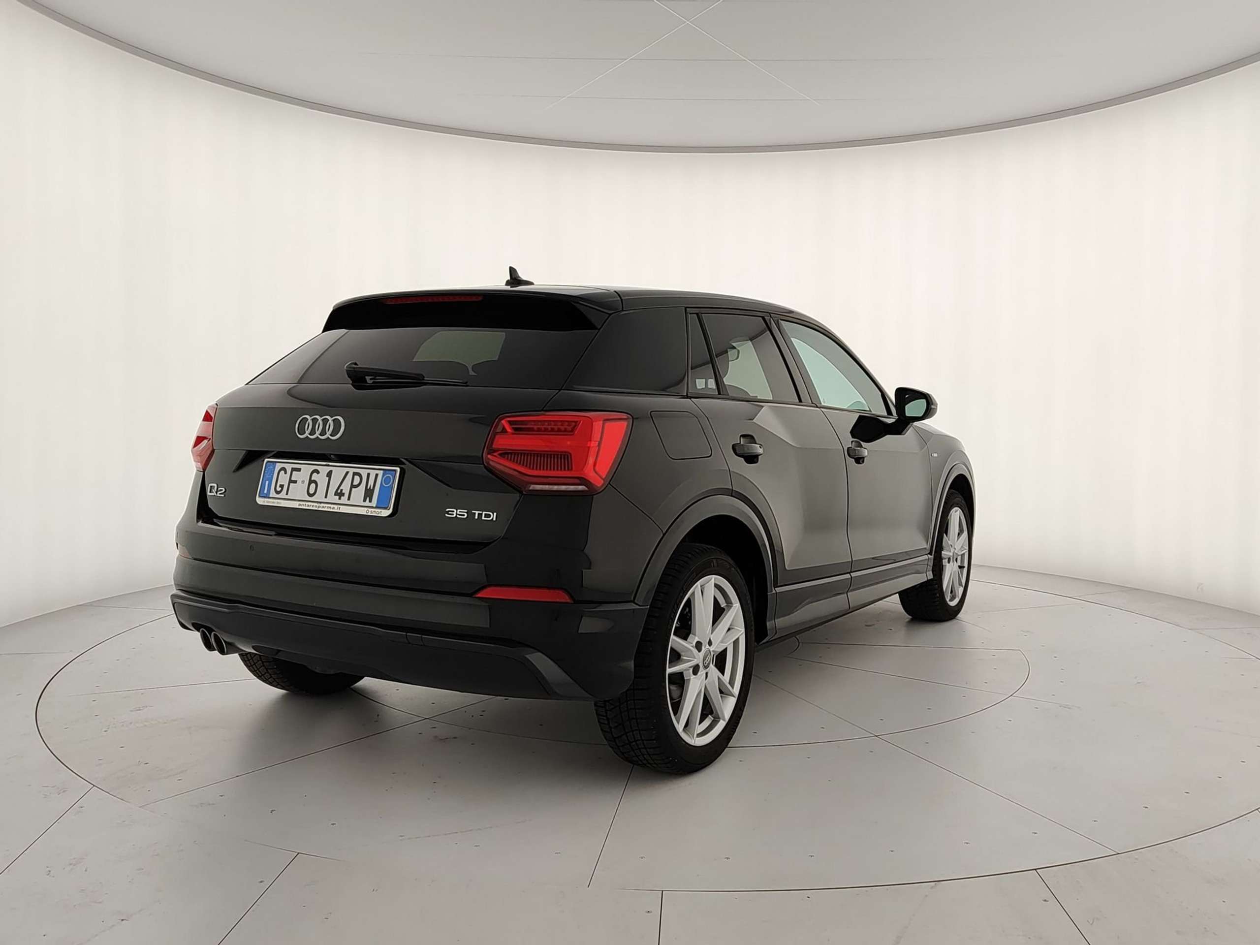 Audi - Q2