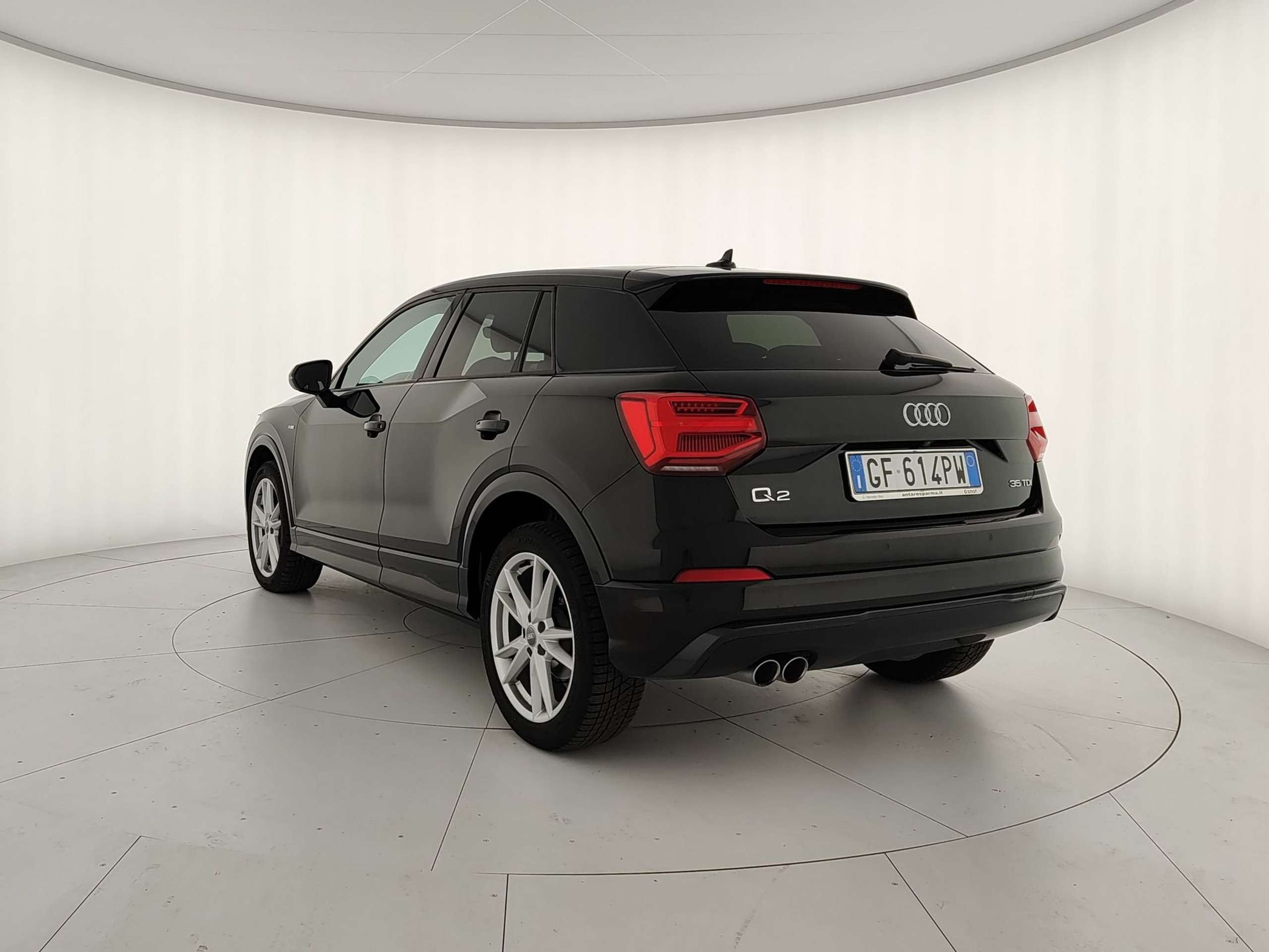 Audi - Q2