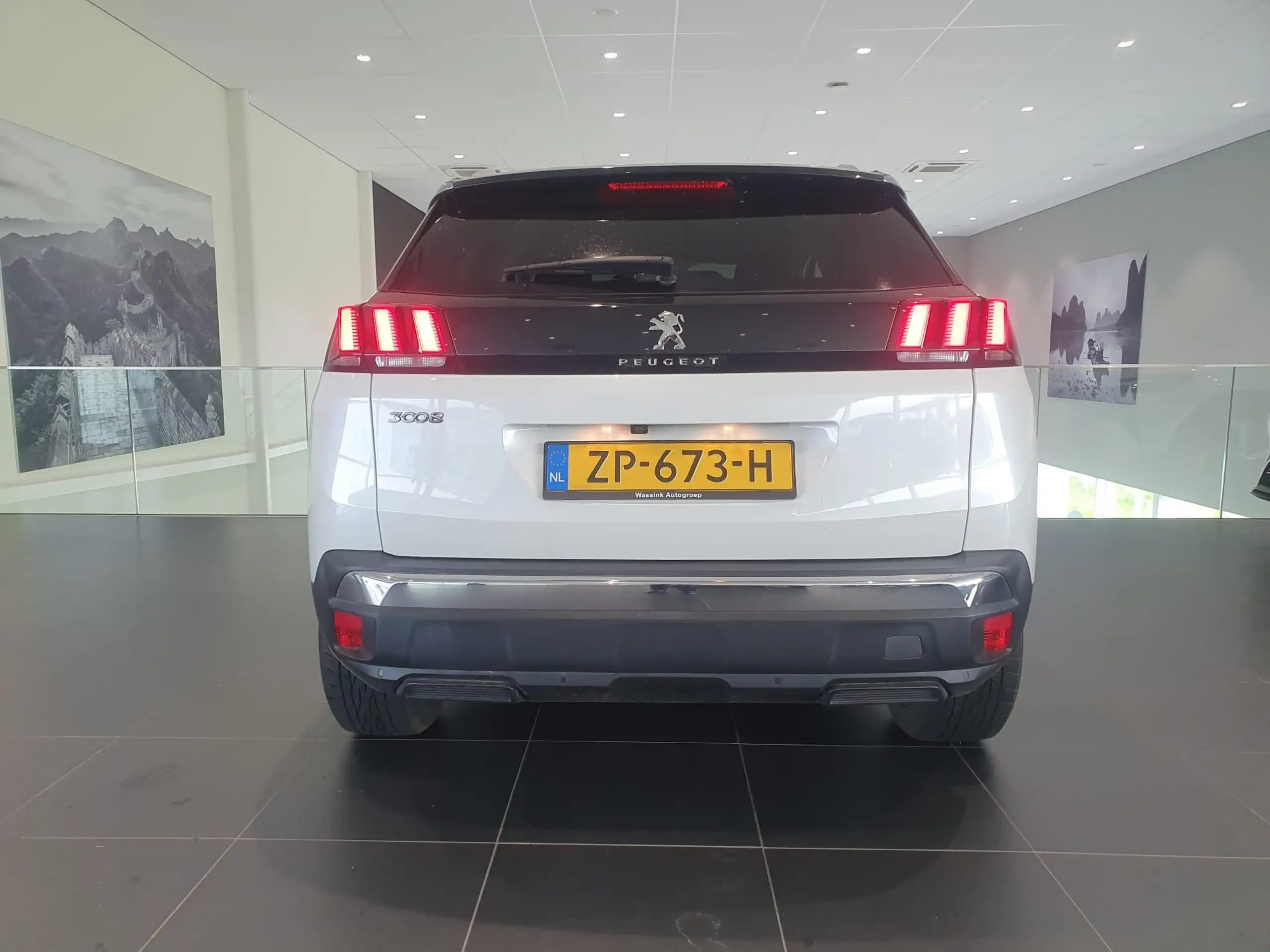 Peugeot - 3008