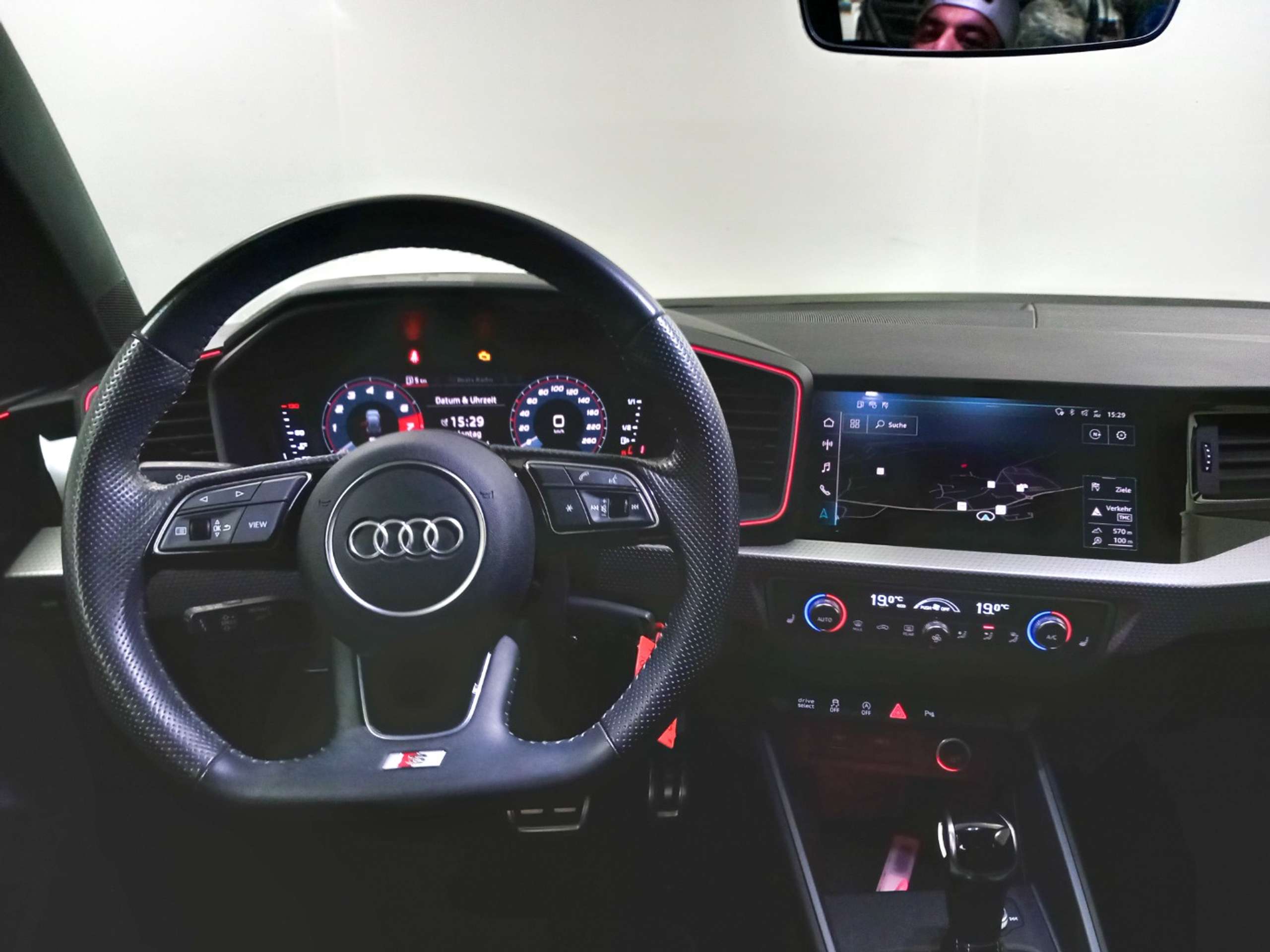 Audi - A1