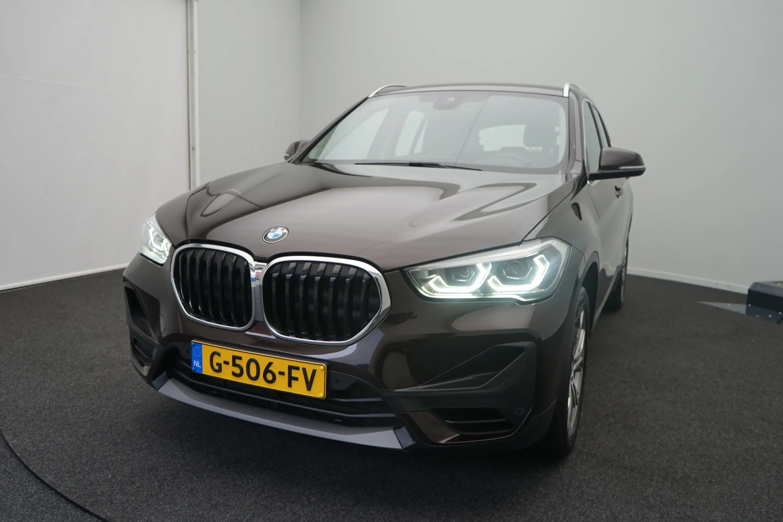 BMW - X1