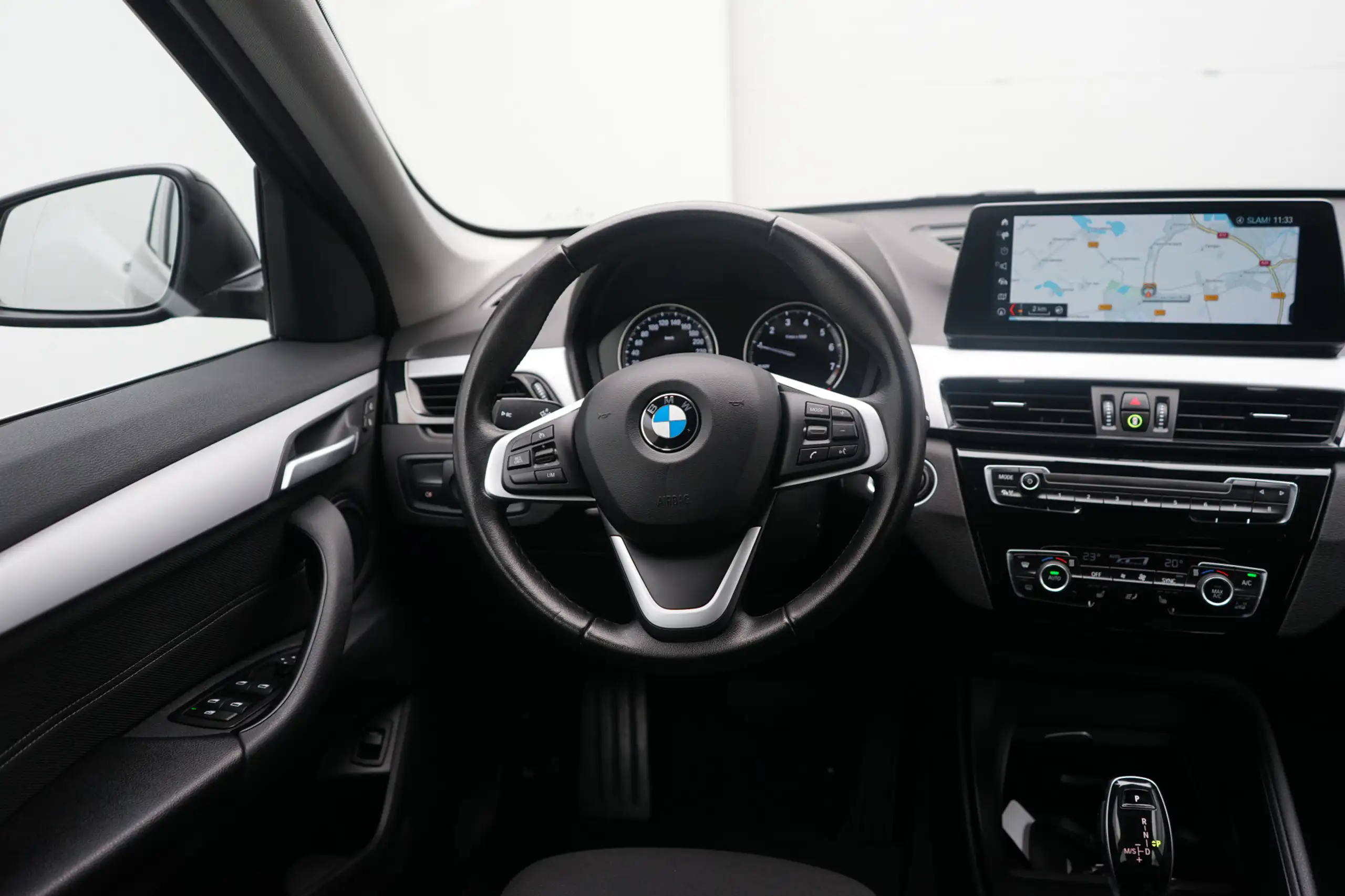 BMW - X1