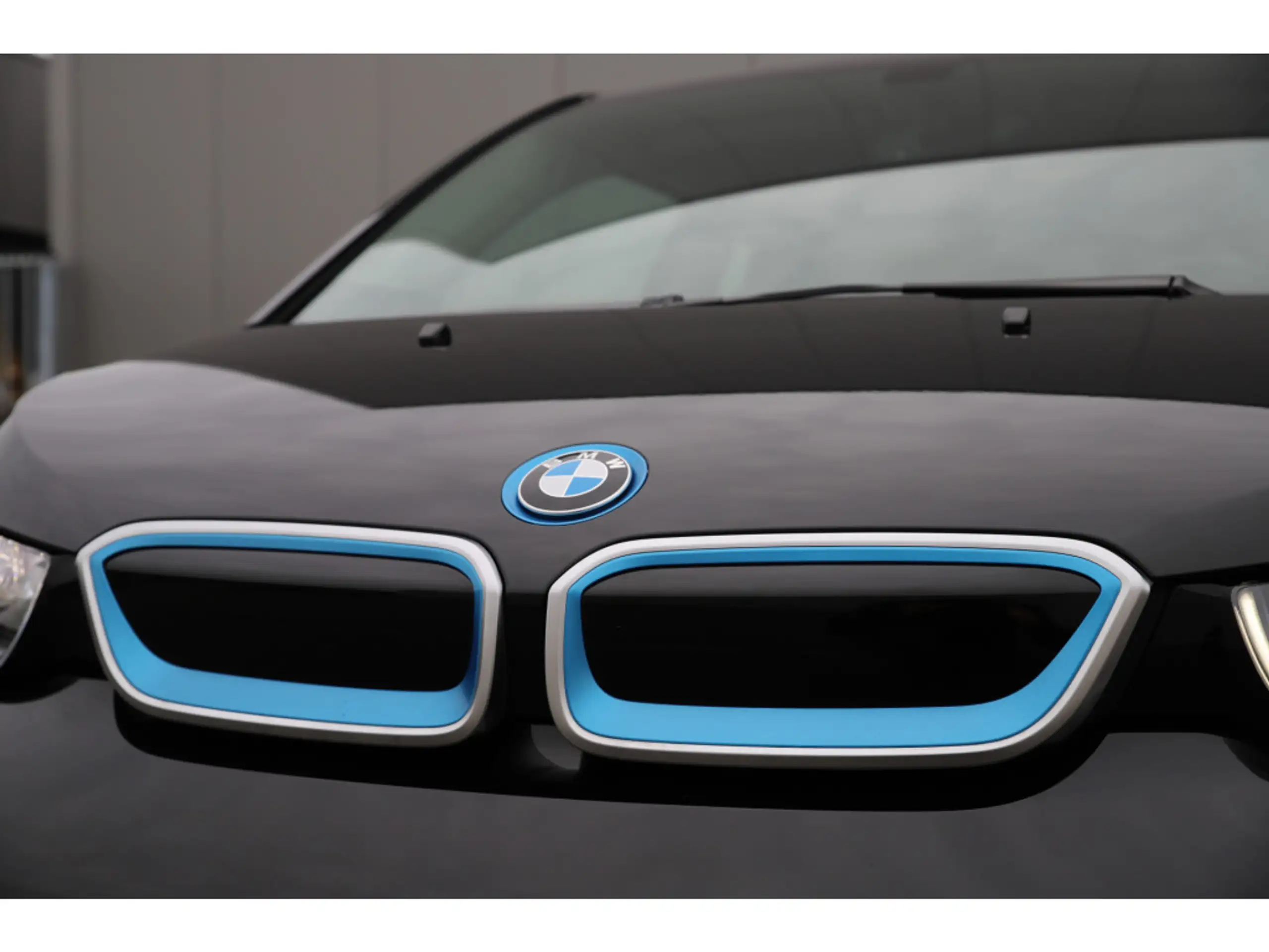 BMW - i3