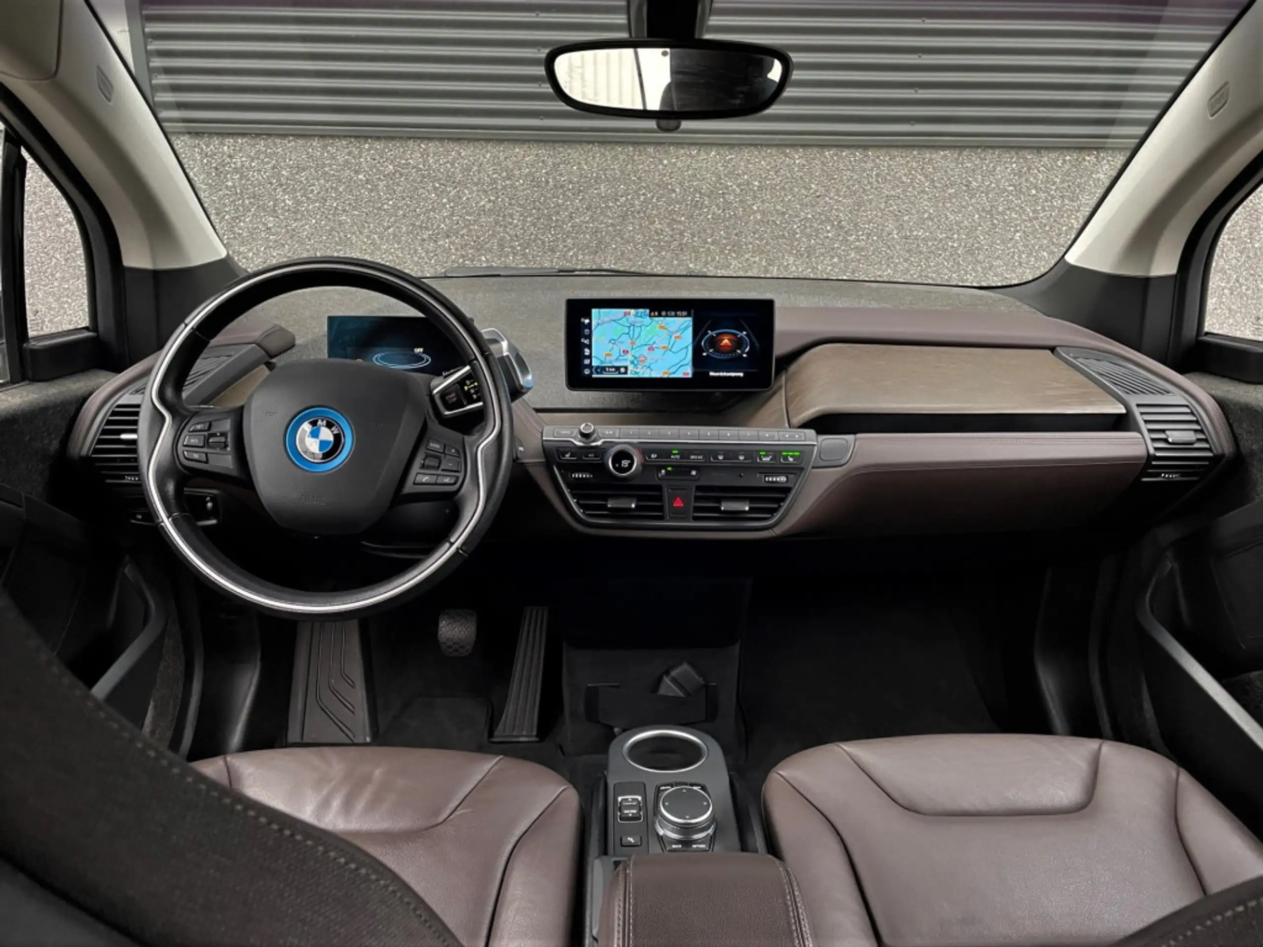 BMW - i3