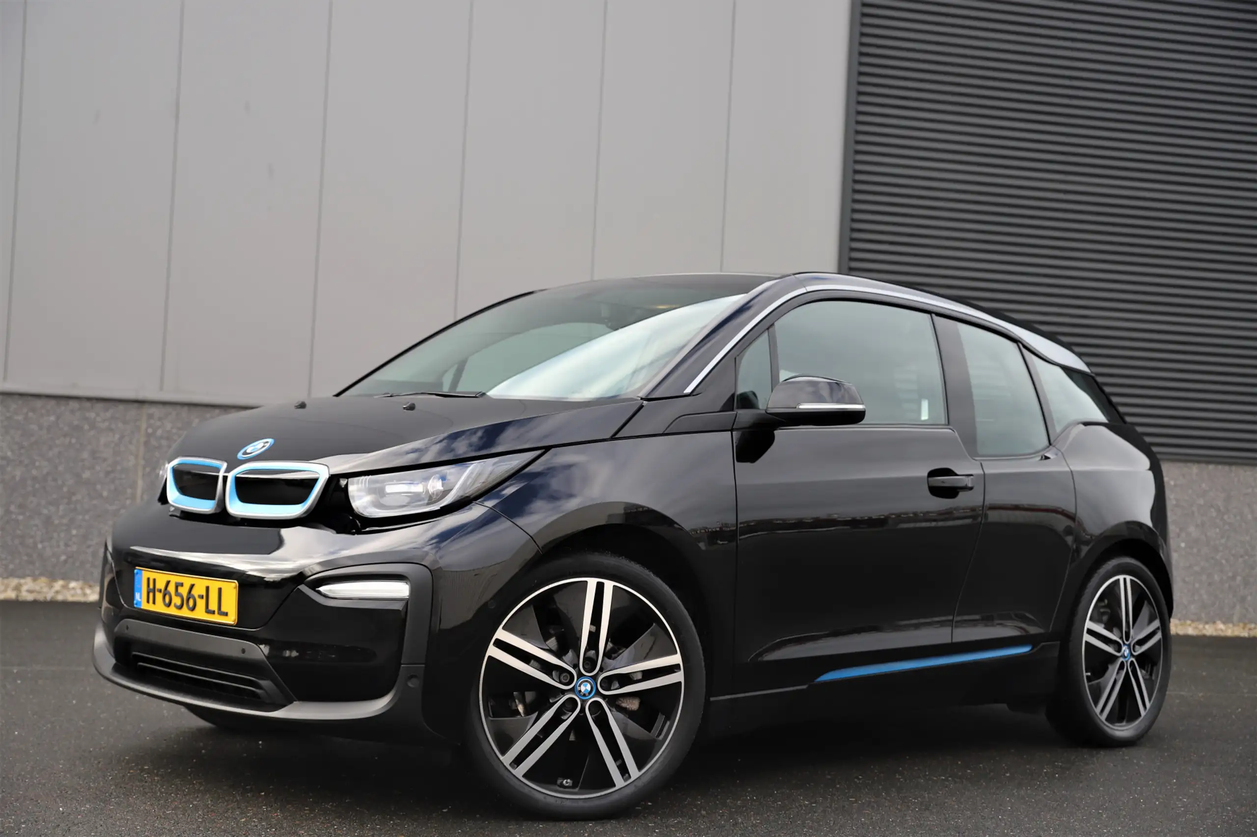 BMW - i3