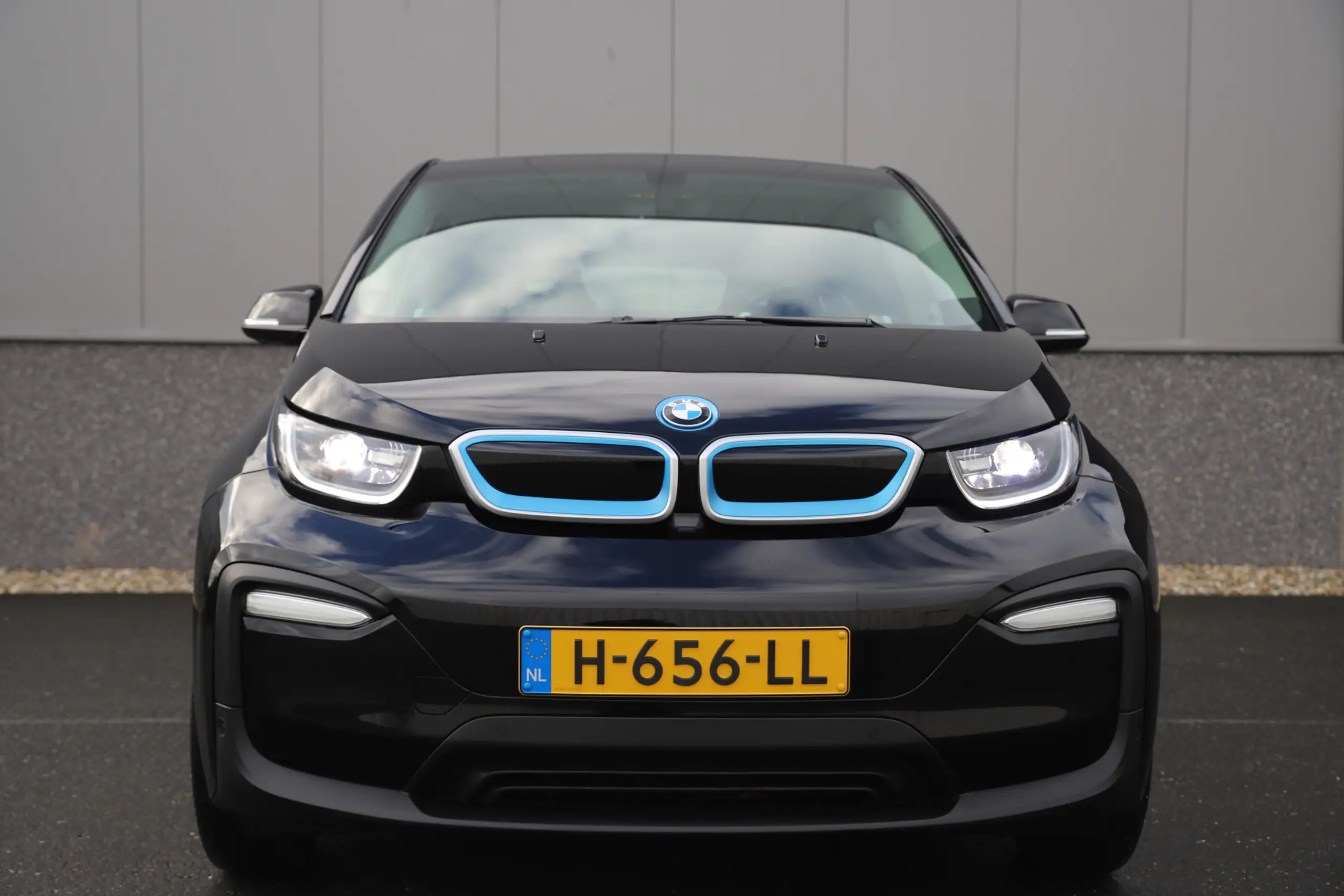 BMW - i3