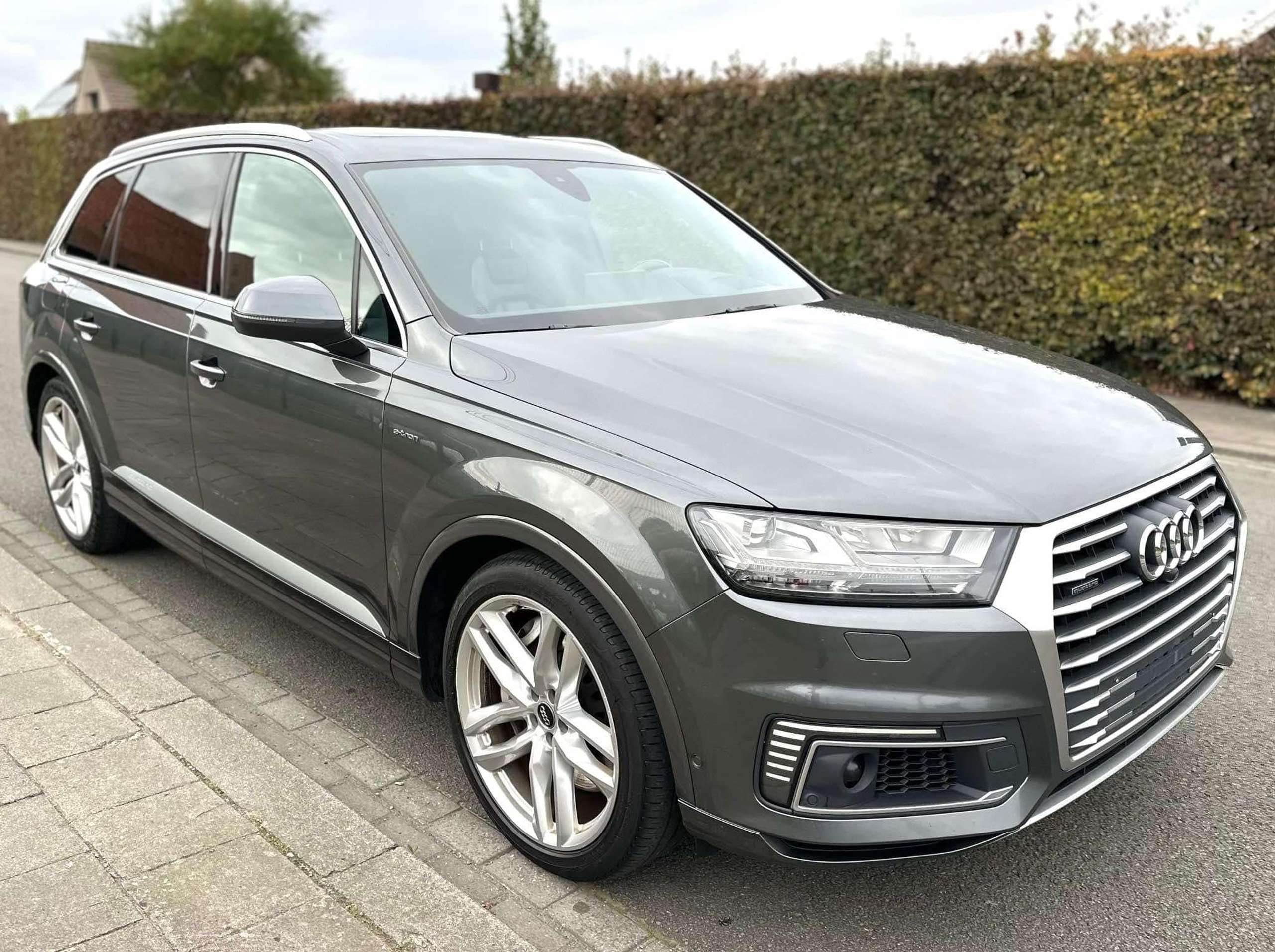 Audi - Q7