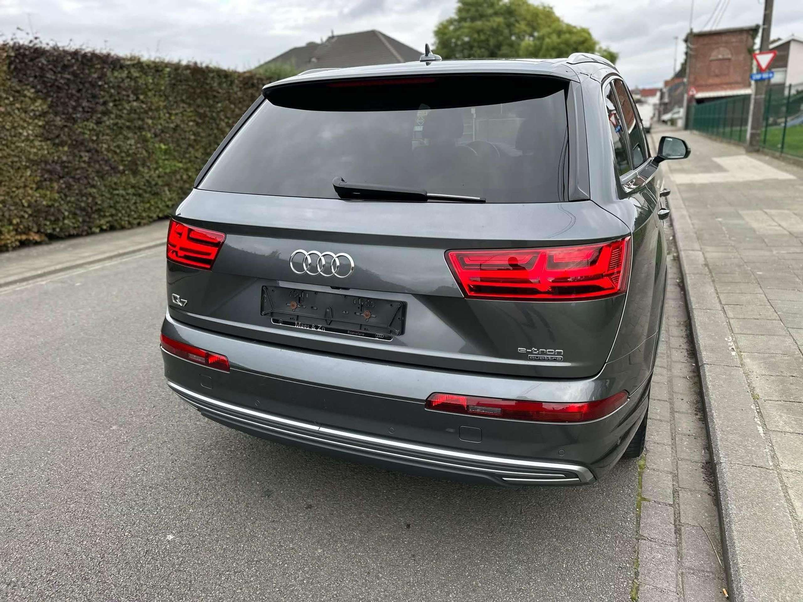 Audi - Q7