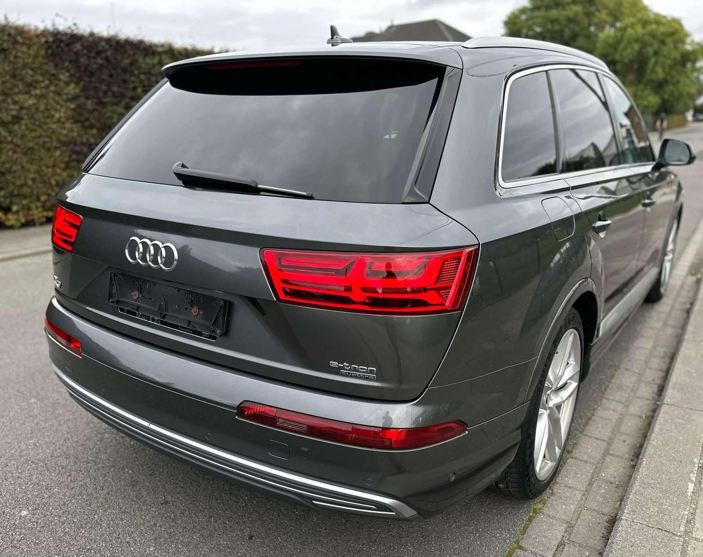 Audi - Q7