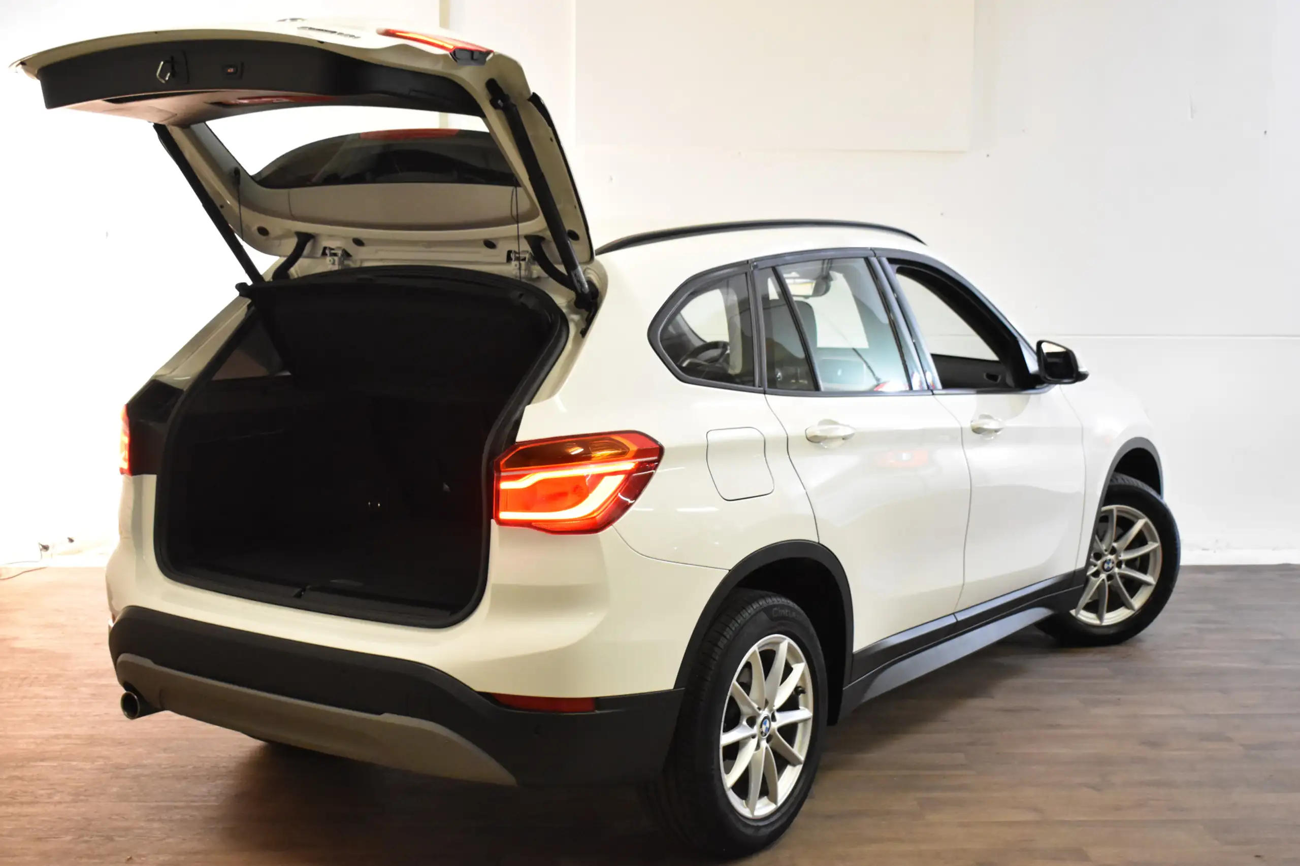 BMW - X1