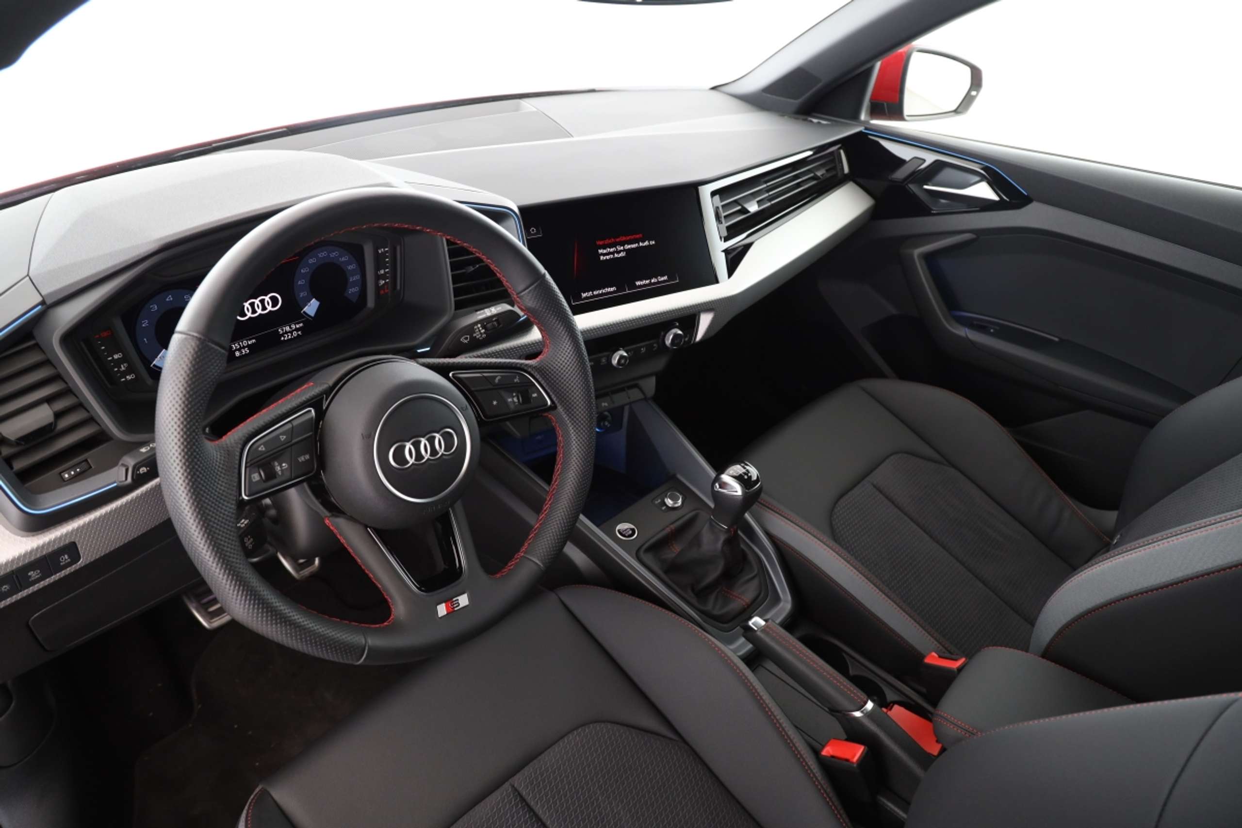 Audi - A1