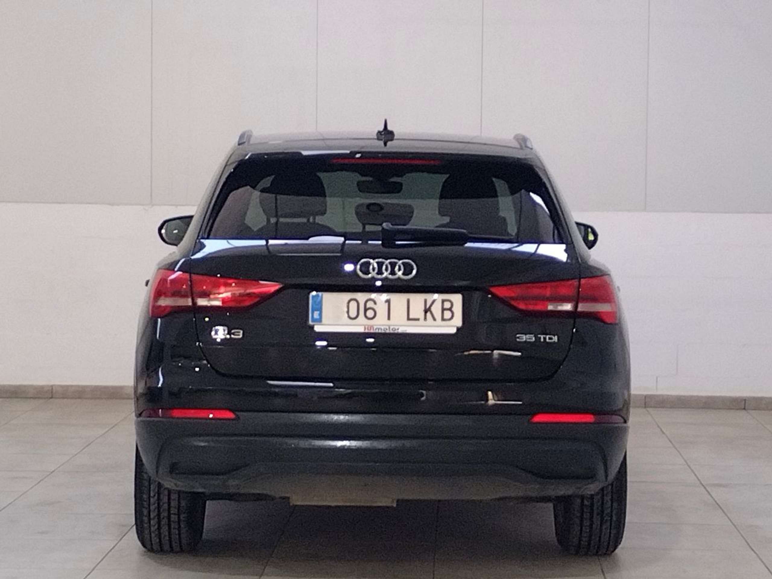 Audi - Q3