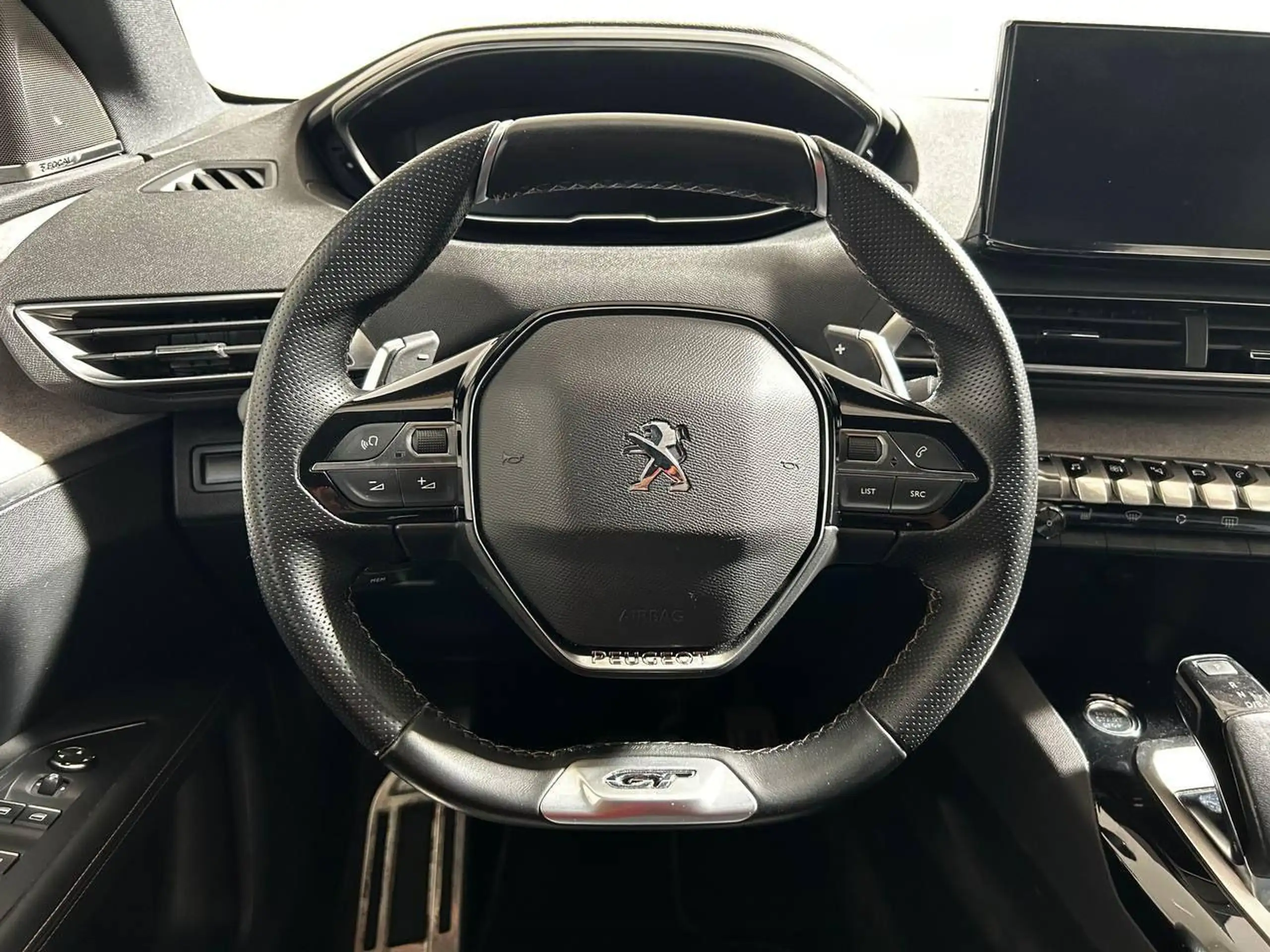 Peugeot - 3008