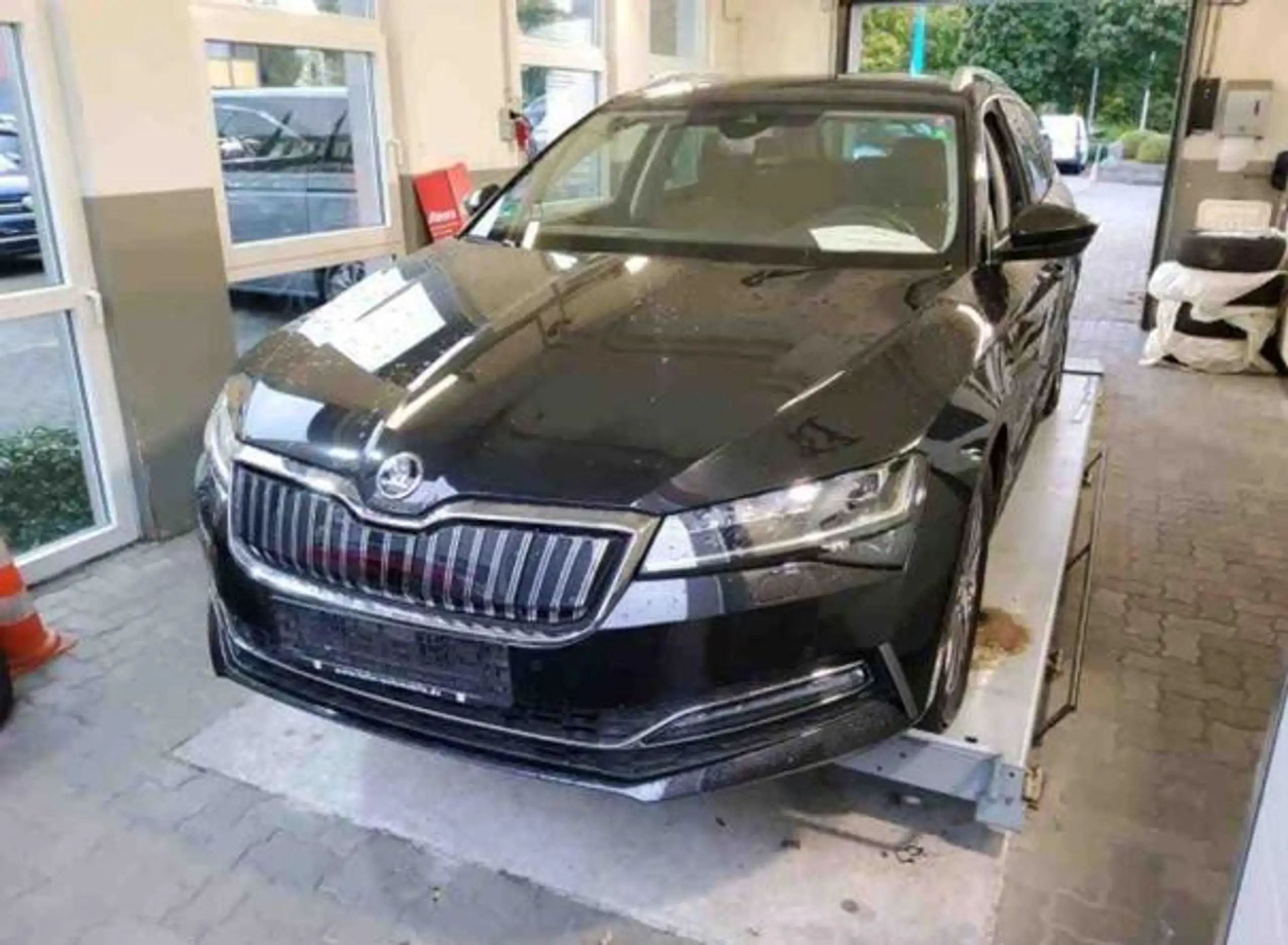 Skoda - Superb